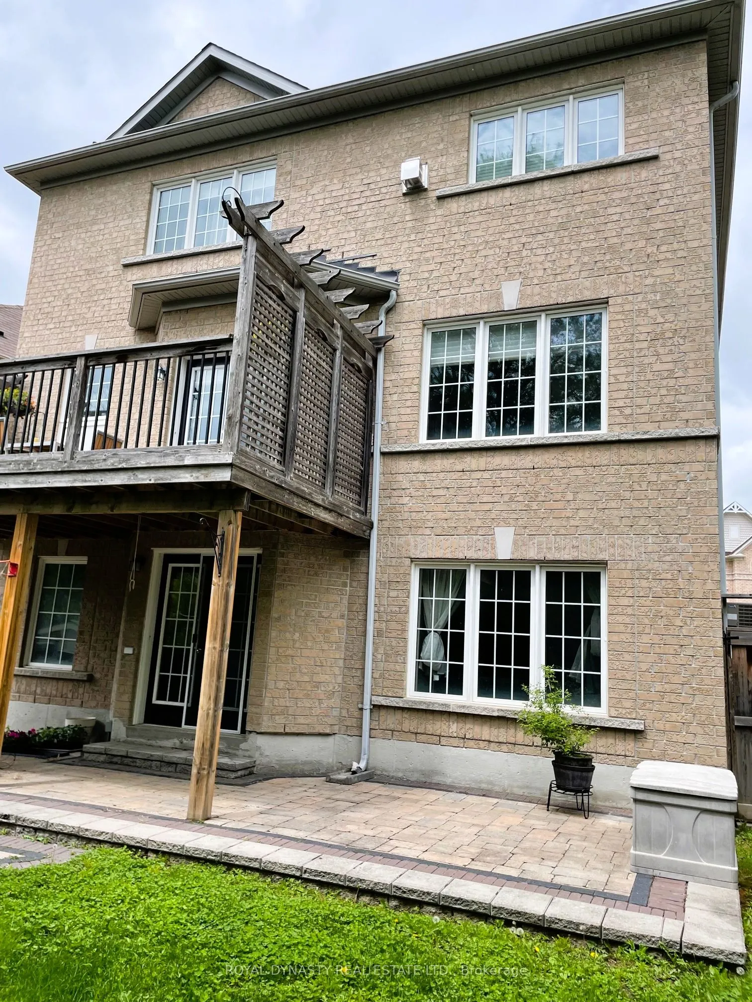 16 Nature Way Crescent