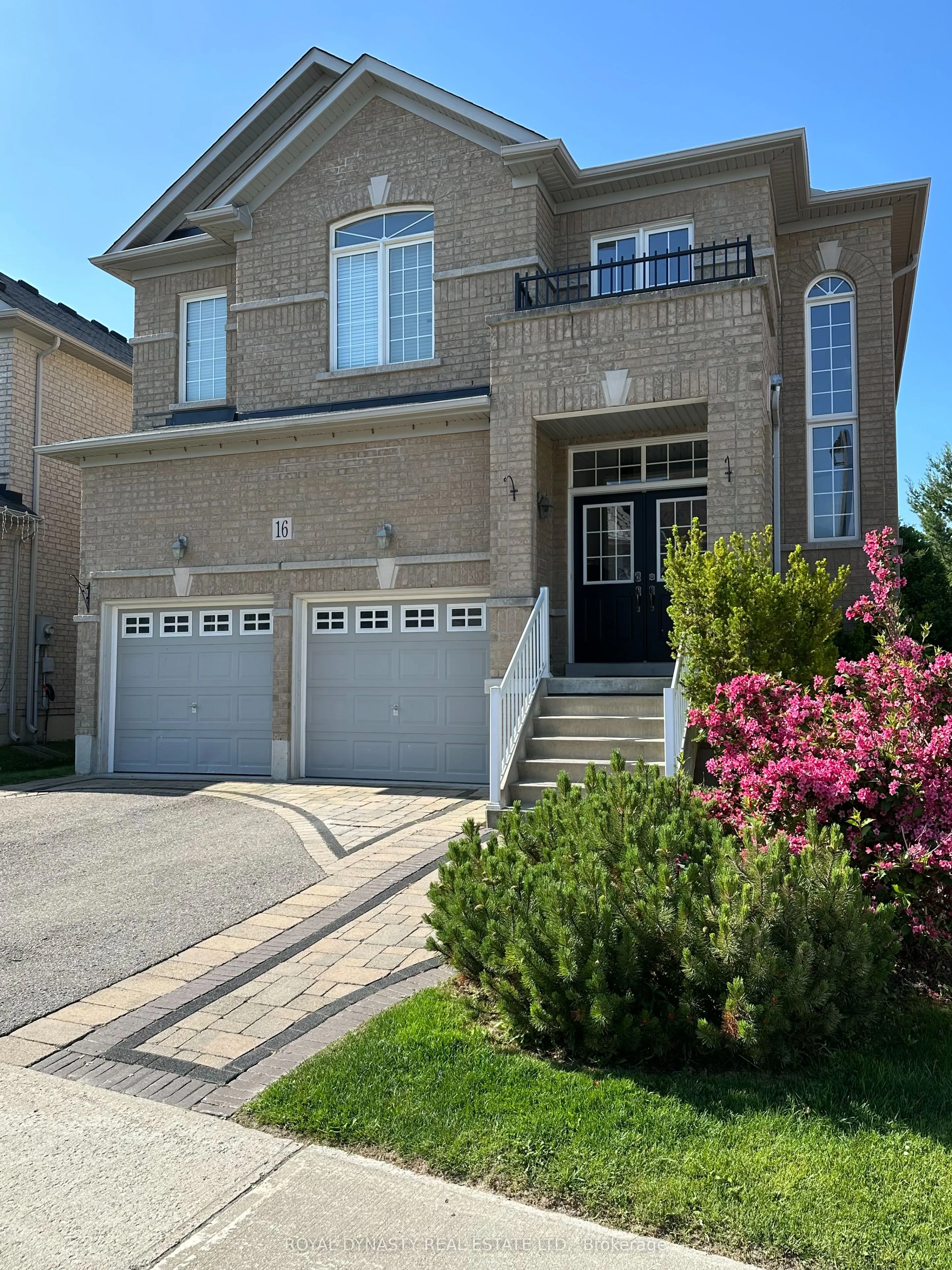 16 Nature Way Crescent