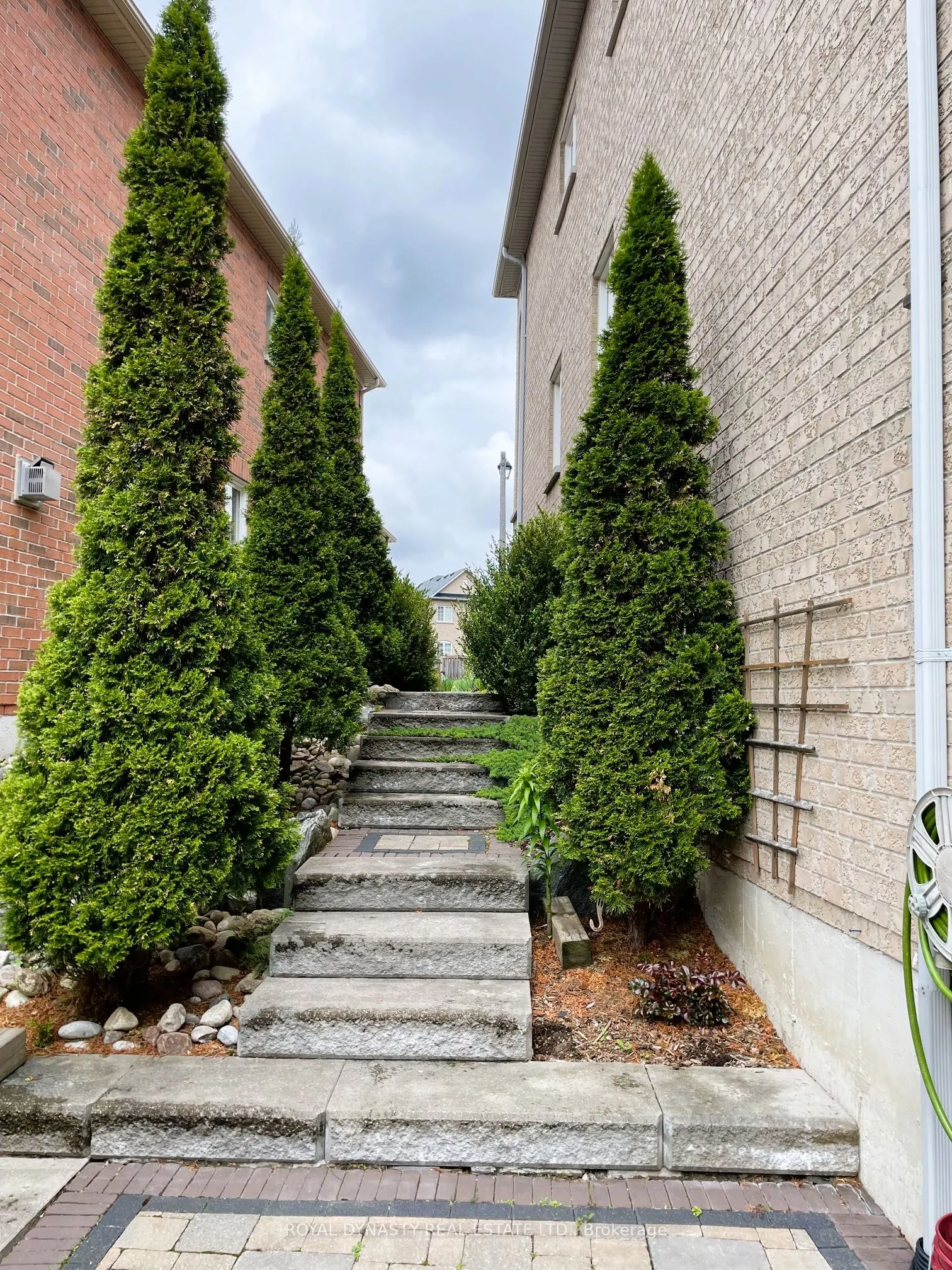 16 Nature Way Crescent