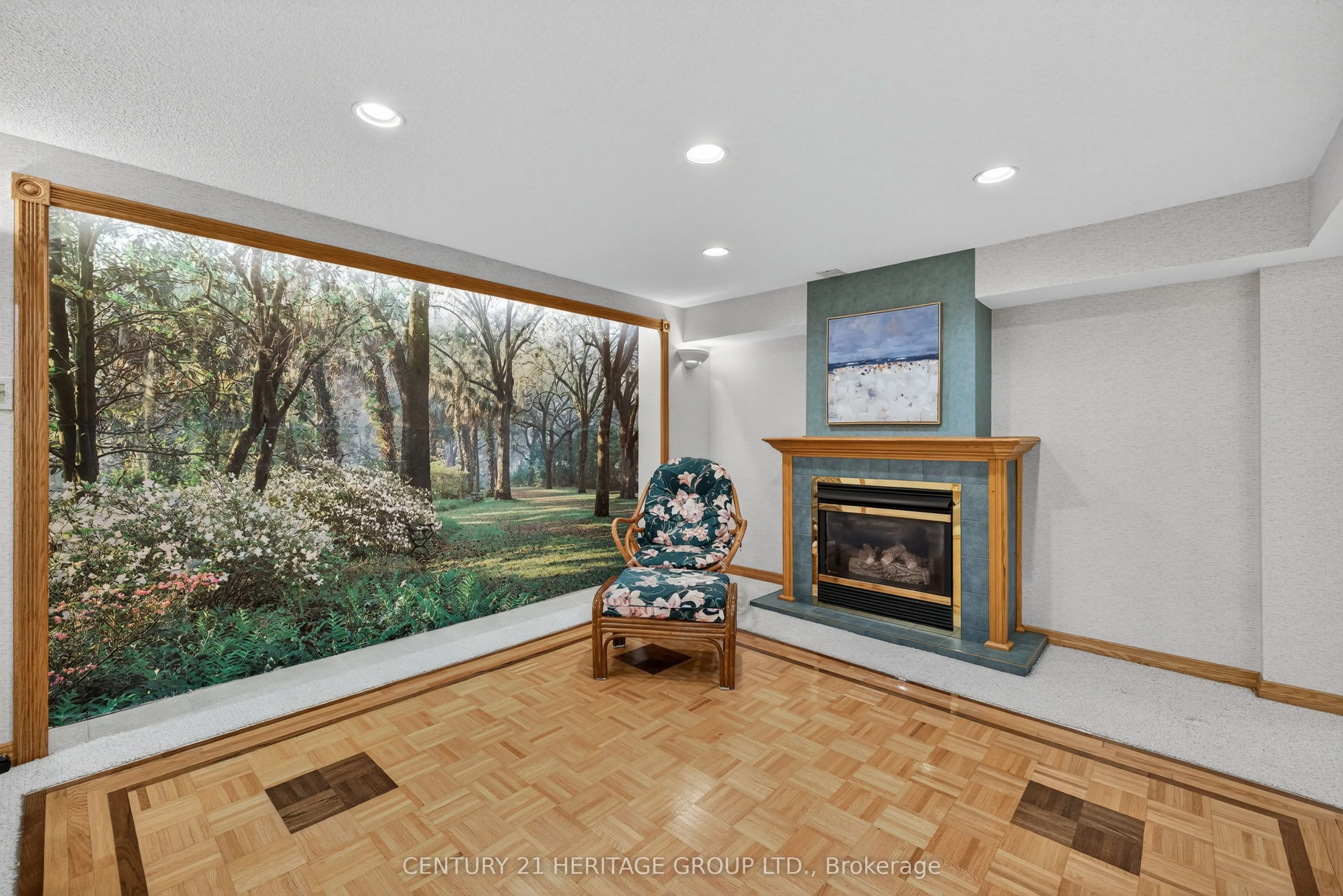 41 Murdock Avenue