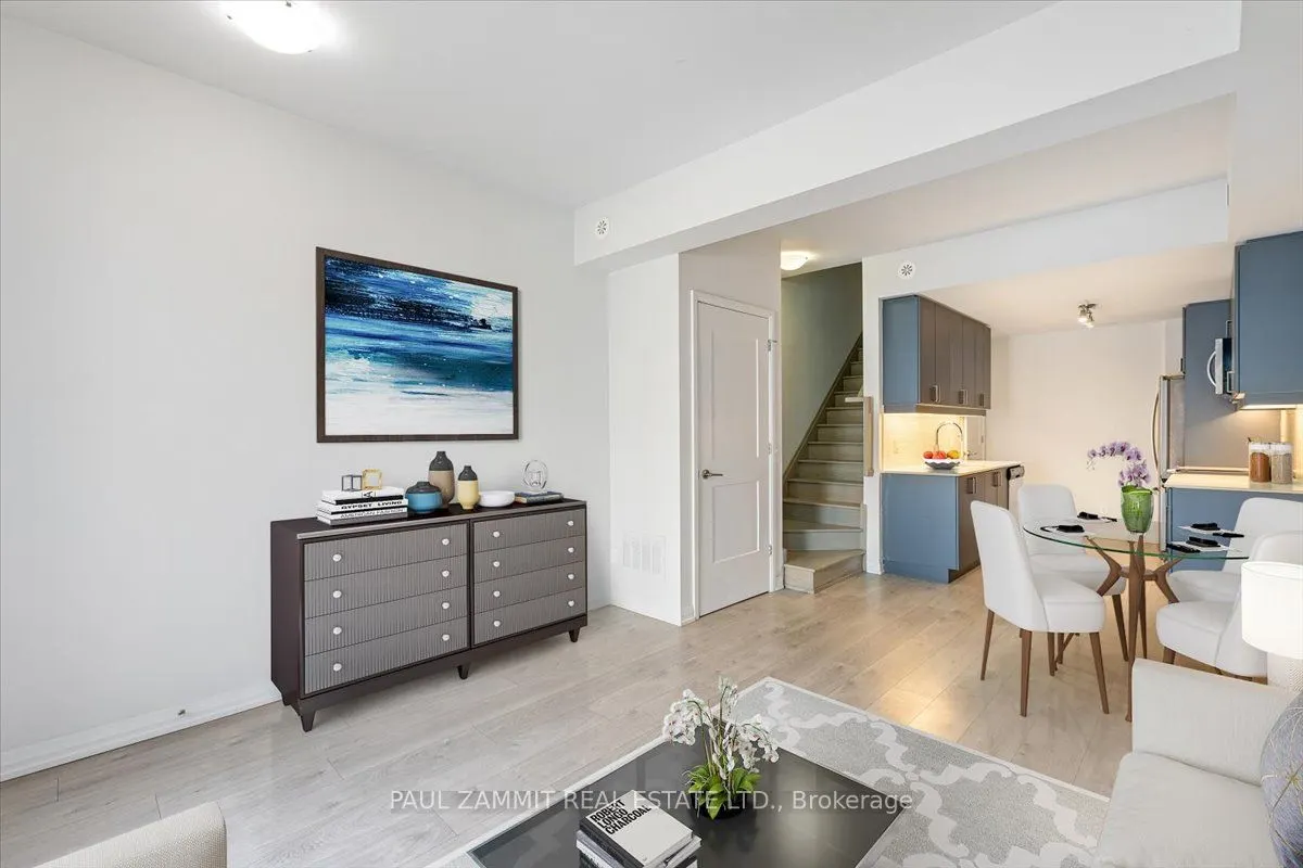 1020 Portage Parkway, #Th42
