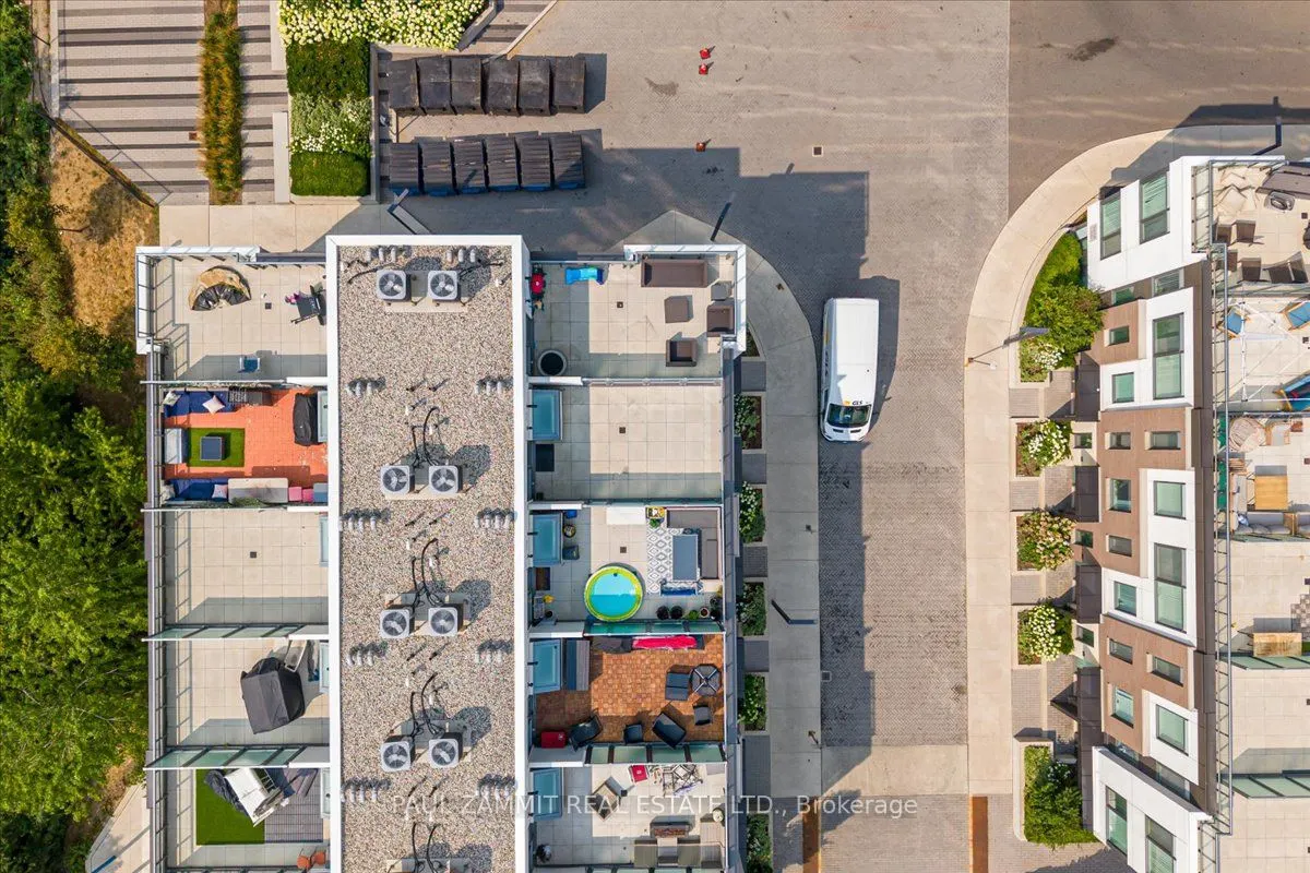 1020 Portage Parkway, #Th42