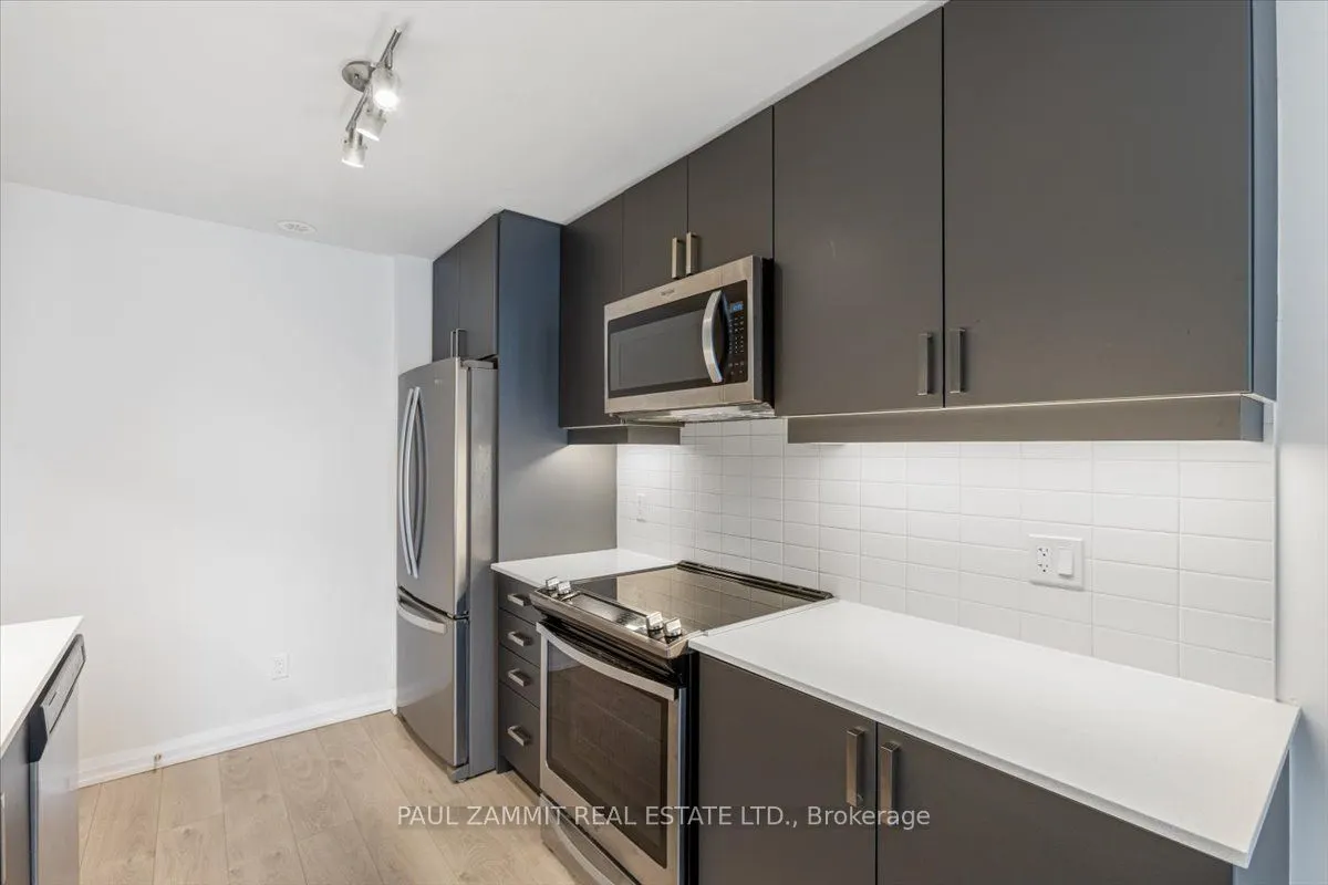 1020 Portage Parkway, #Th42