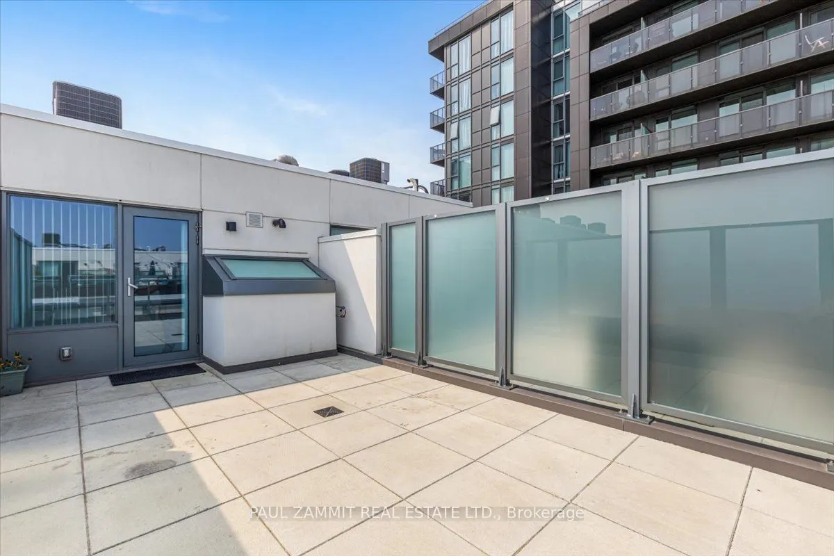 1020 Portage Parkway, #Th42