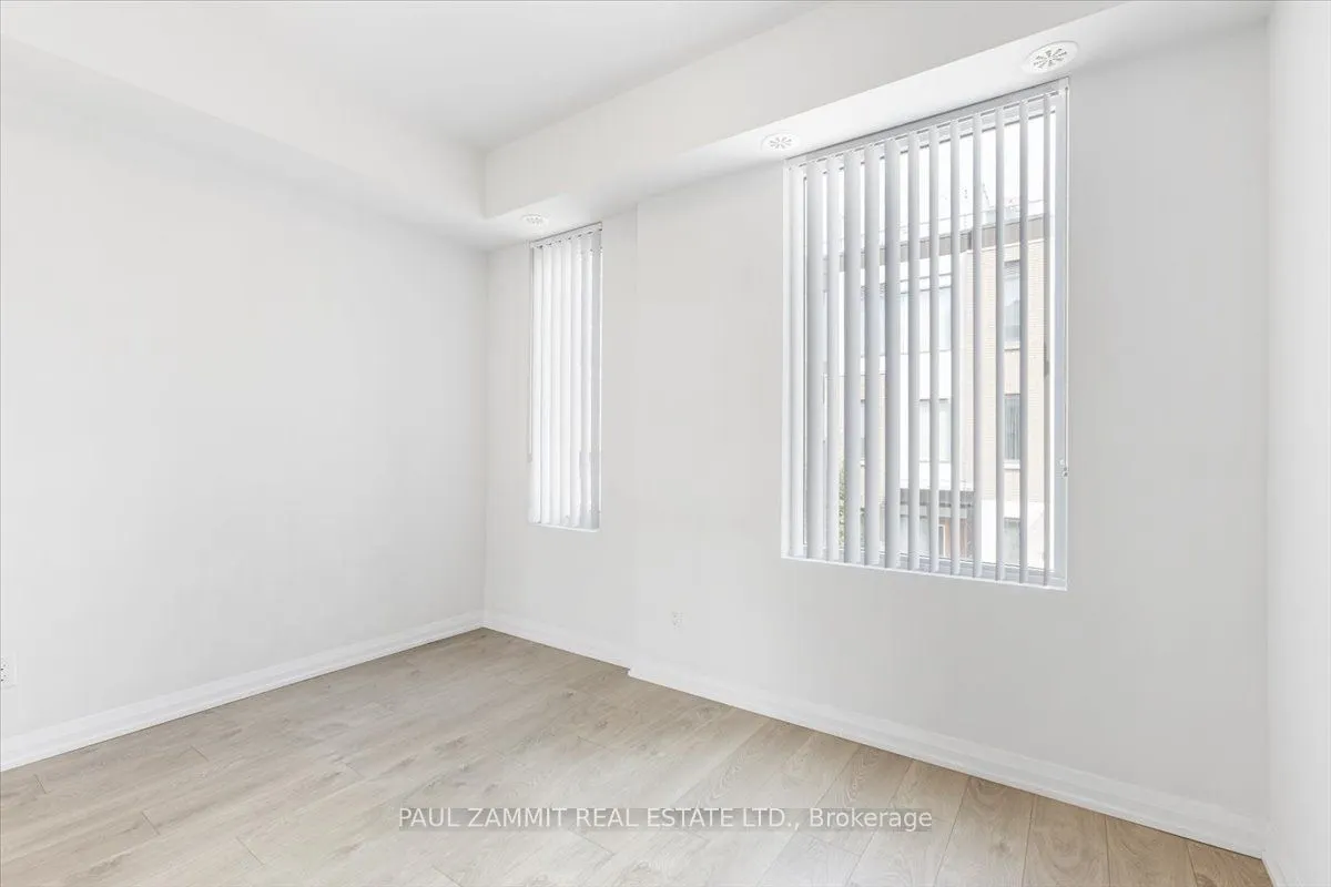 1020 Portage Parkway, #Th42