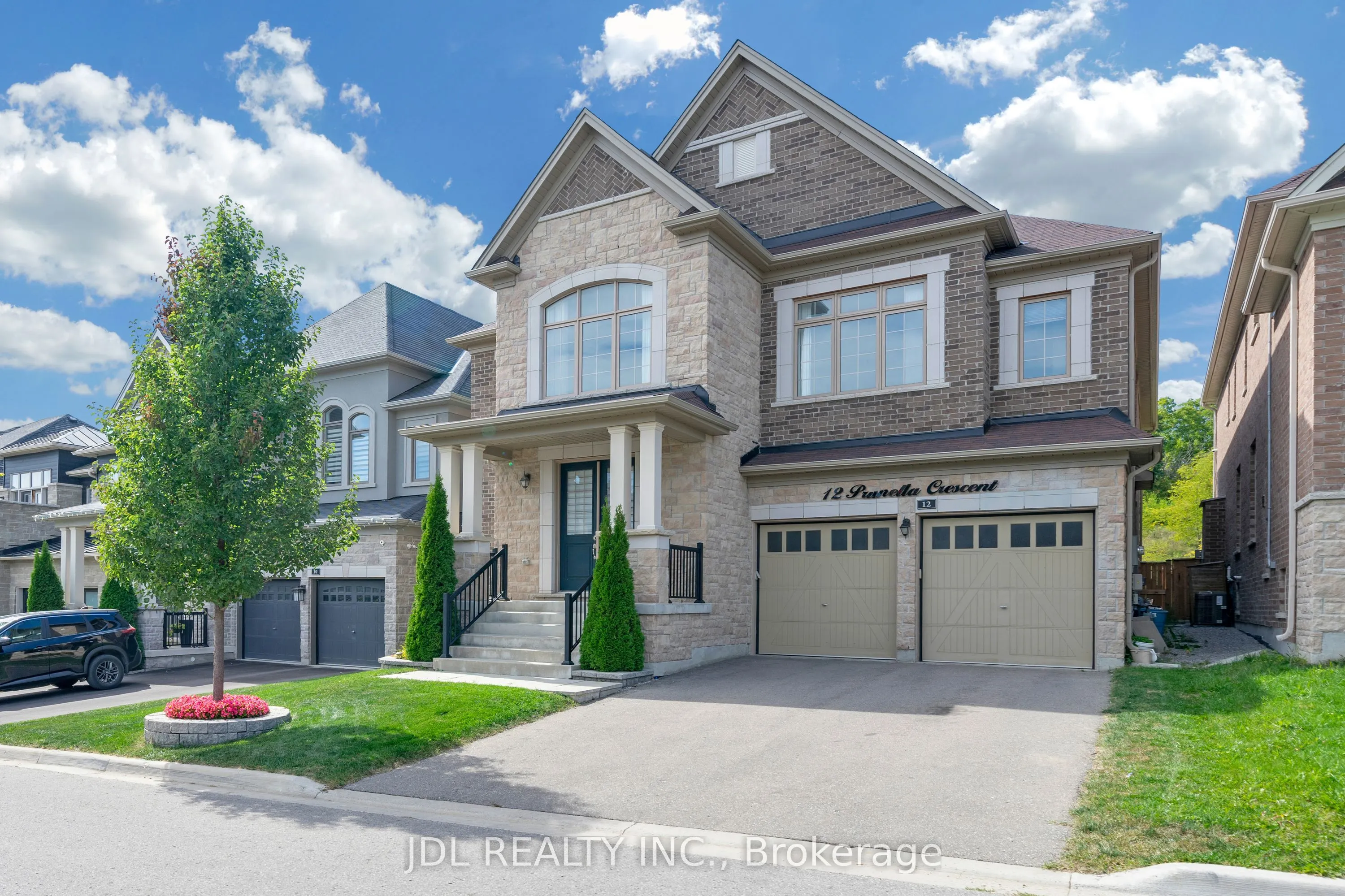 12 Prunella Crescent