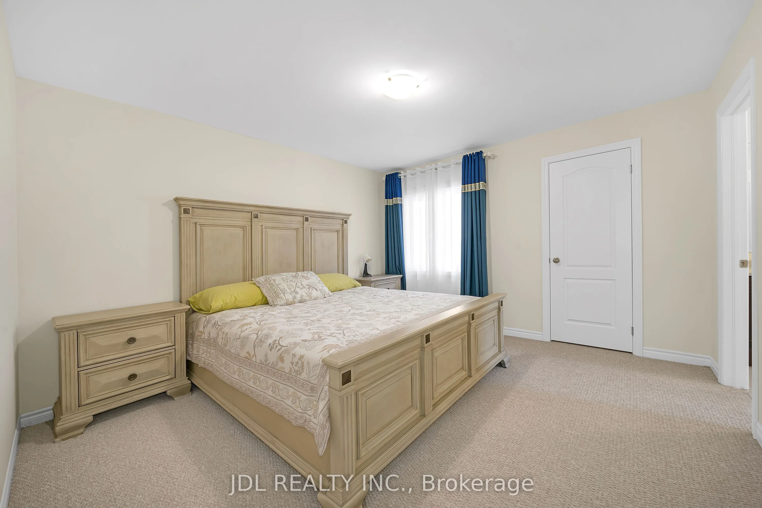 12 Prunella Crescent
