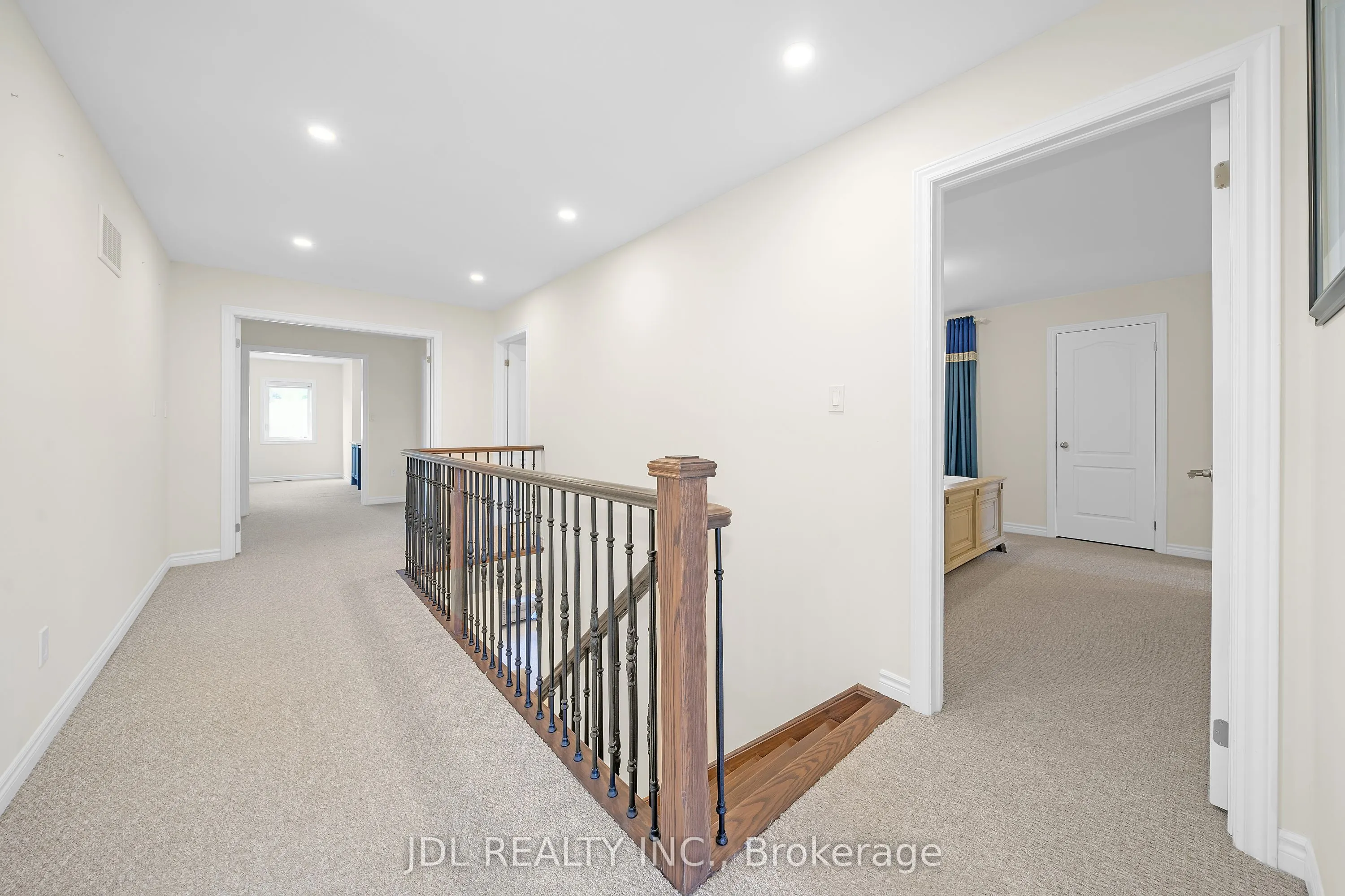 12 Prunella Crescent