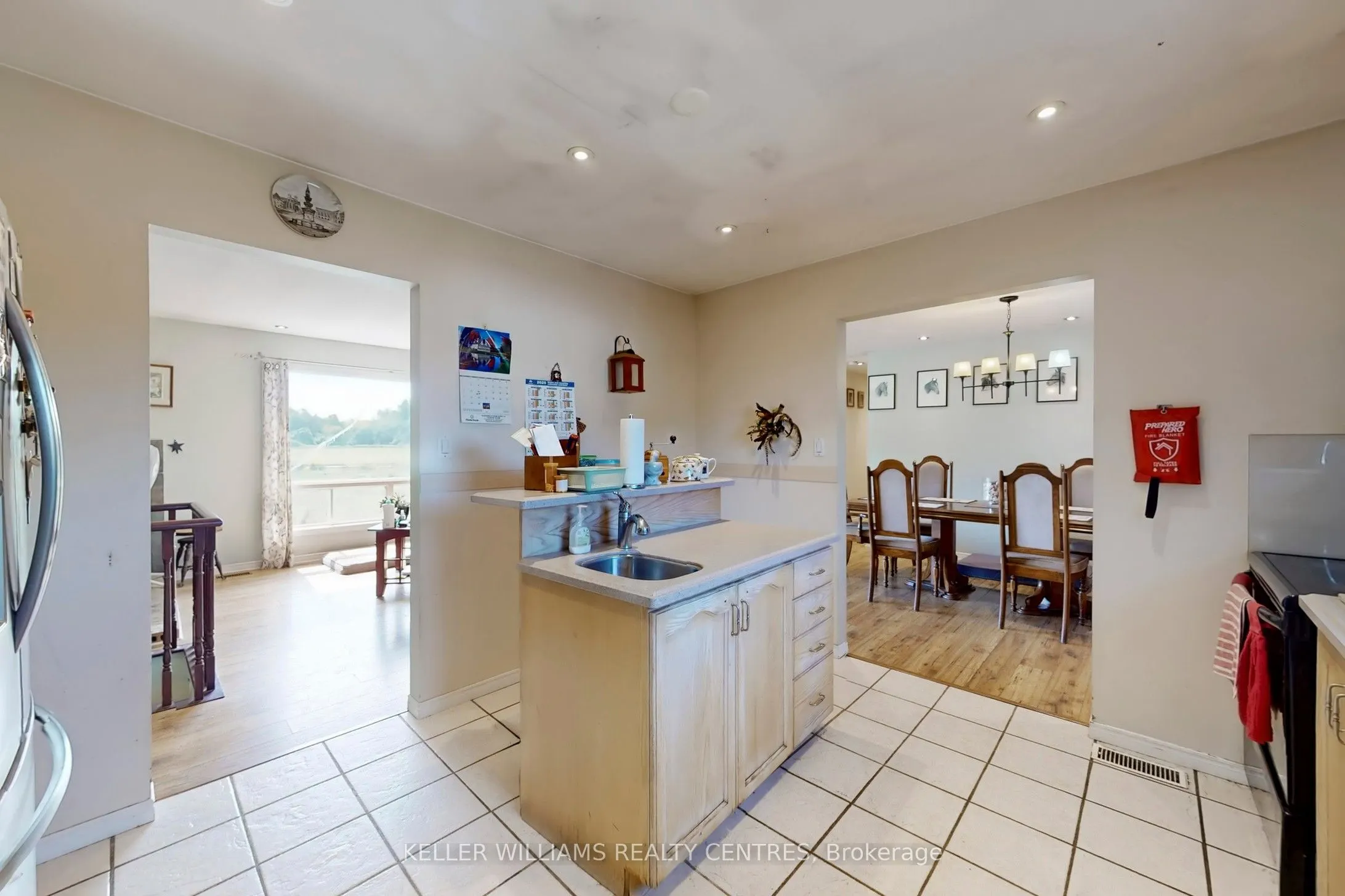 6268 Frog Street