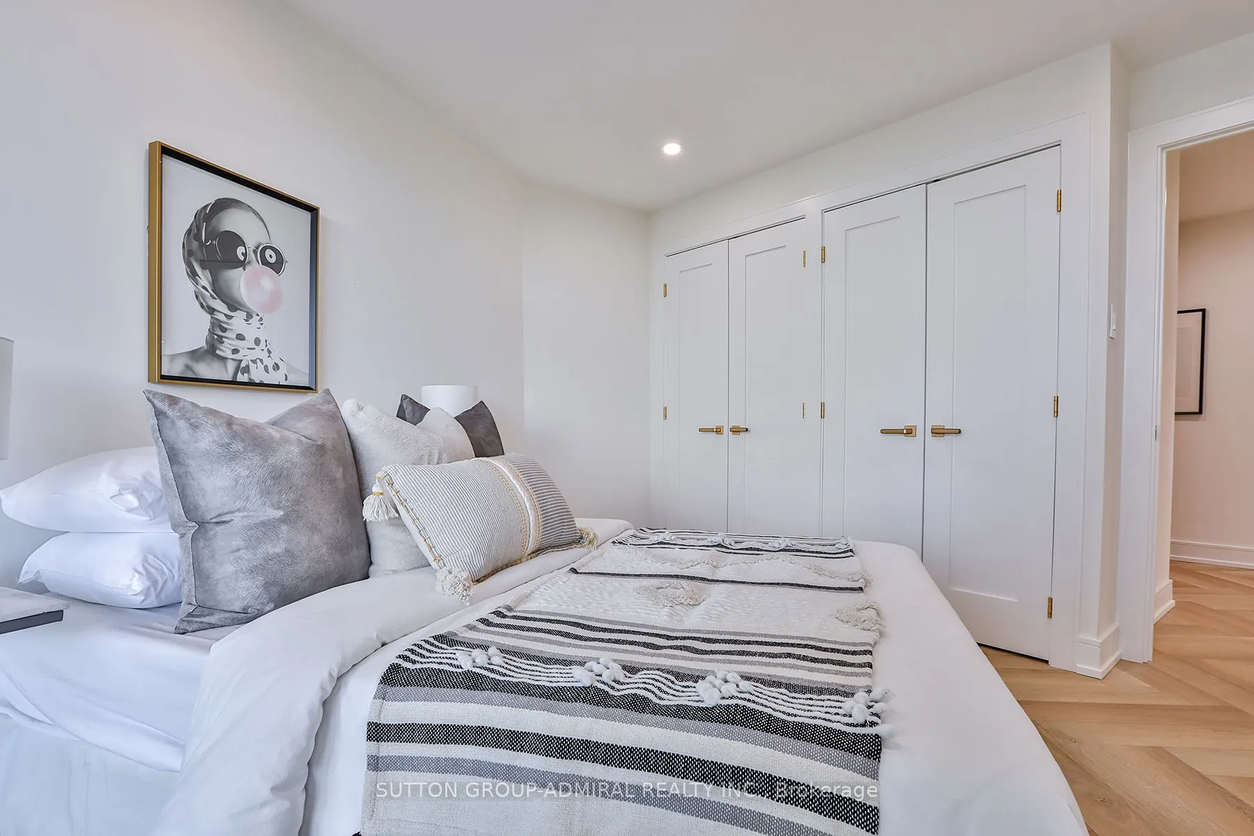 7250 Yonge Street, #610
