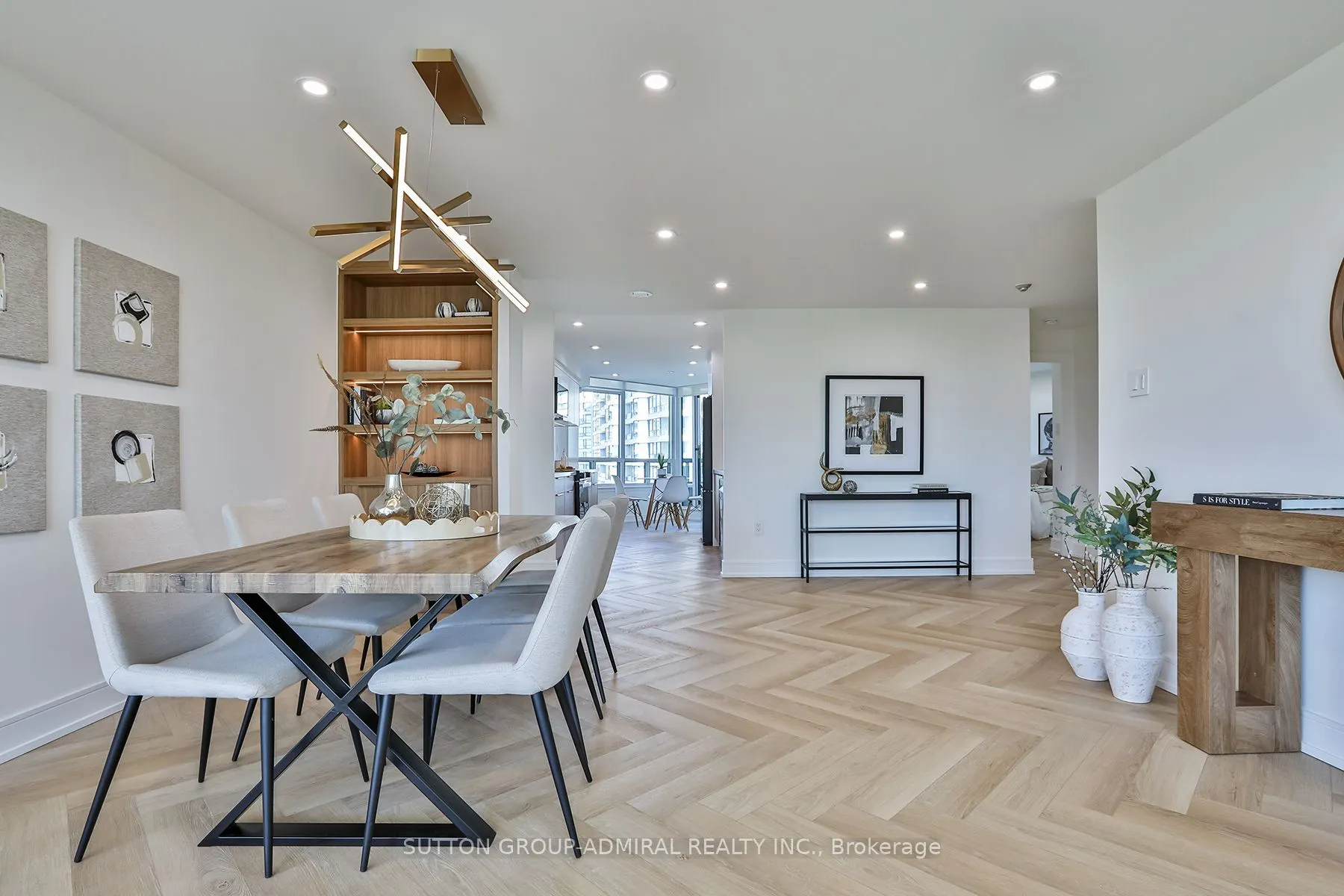 7250 Yonge Street, #610