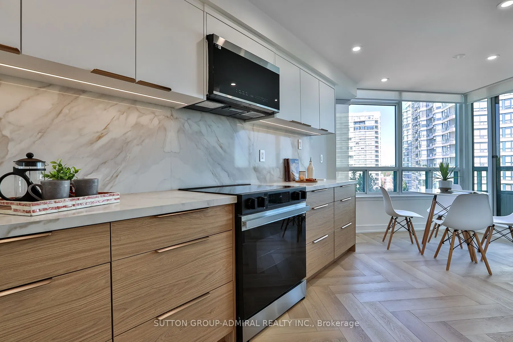 7250 Yonge Street, #610