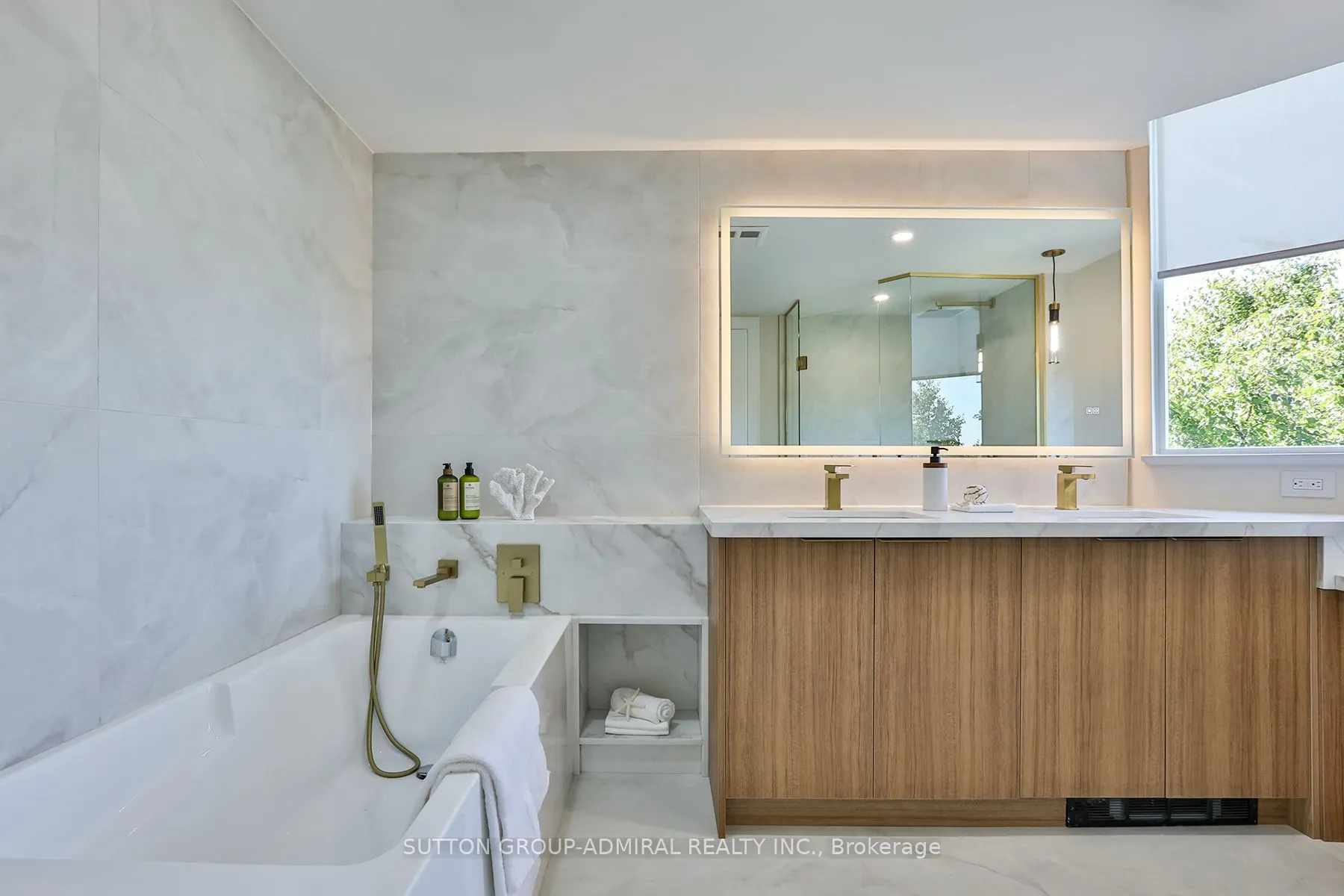 7250 Yonge Street, #610