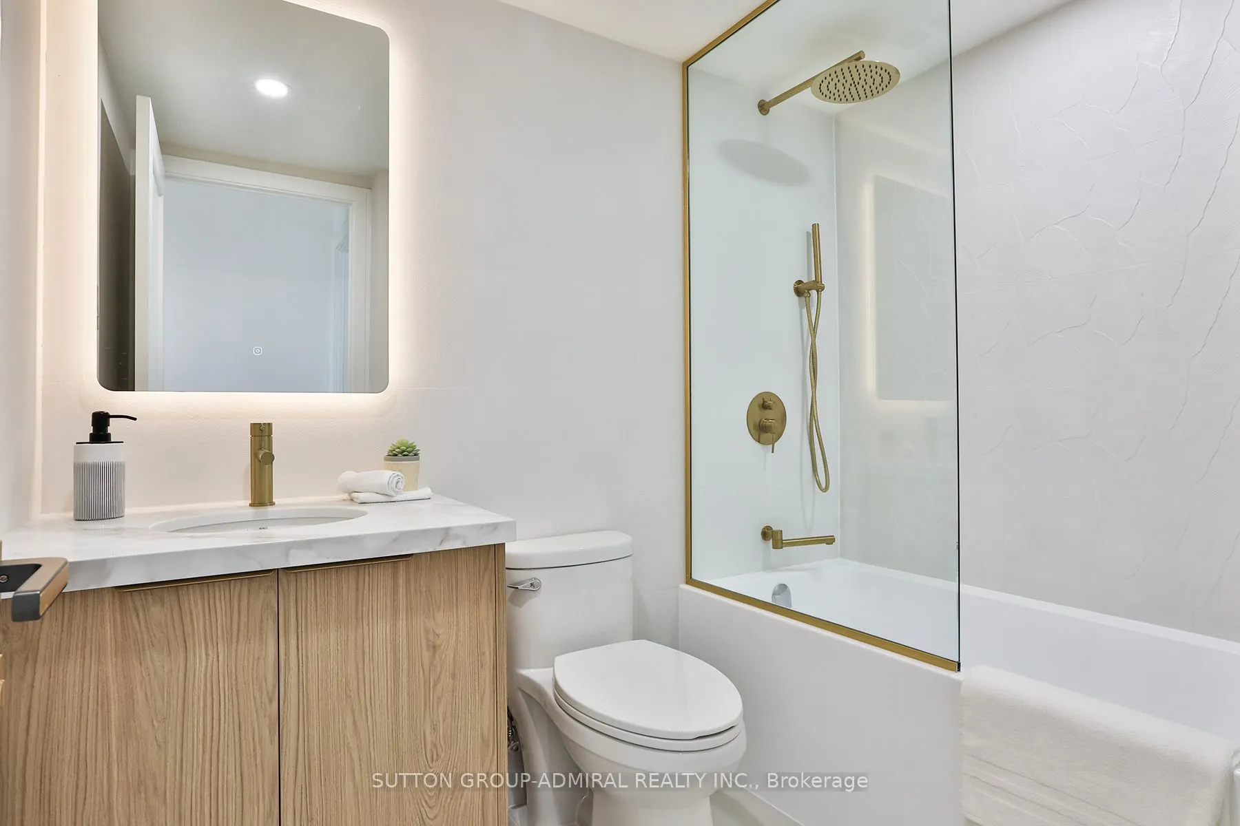 7250 Yonge Street, #610