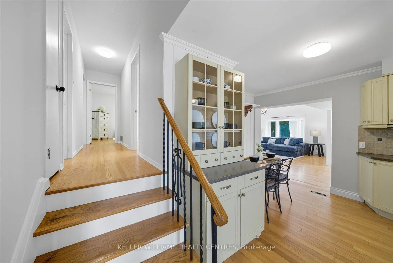 655 Park Court
