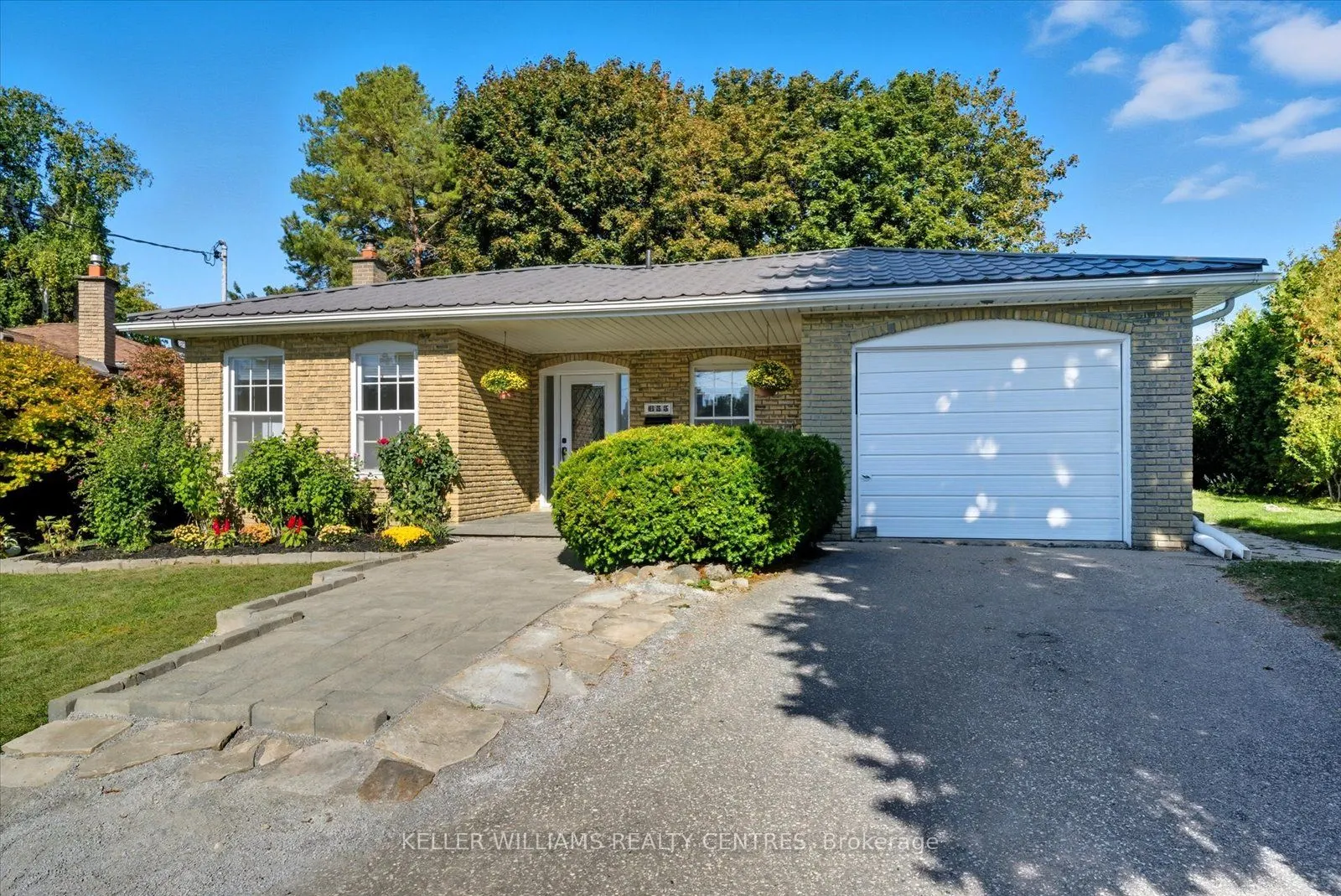 655 Park Court