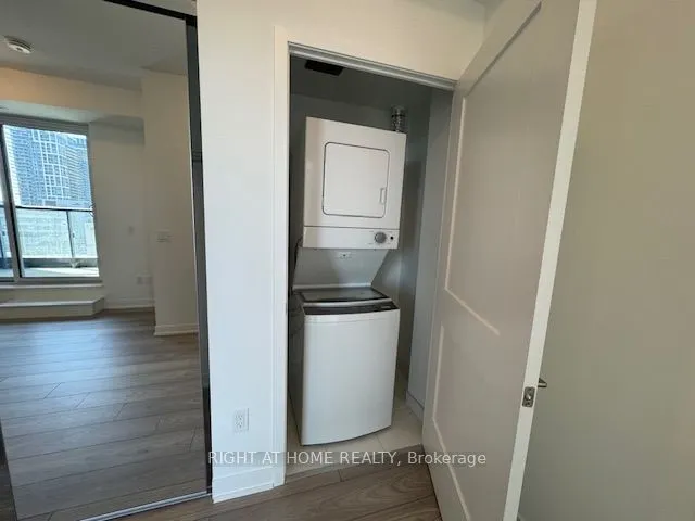 10 Abeja Street, ##718