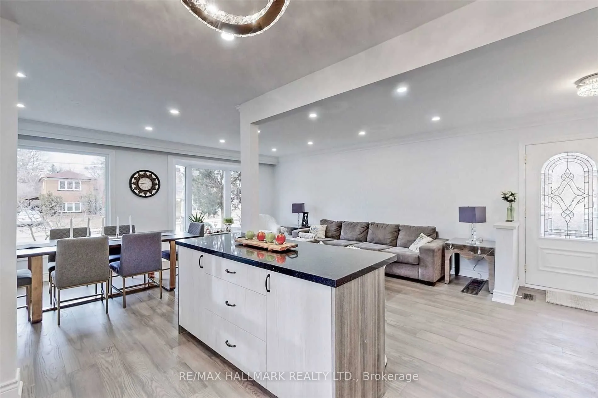 214 Altamira Road