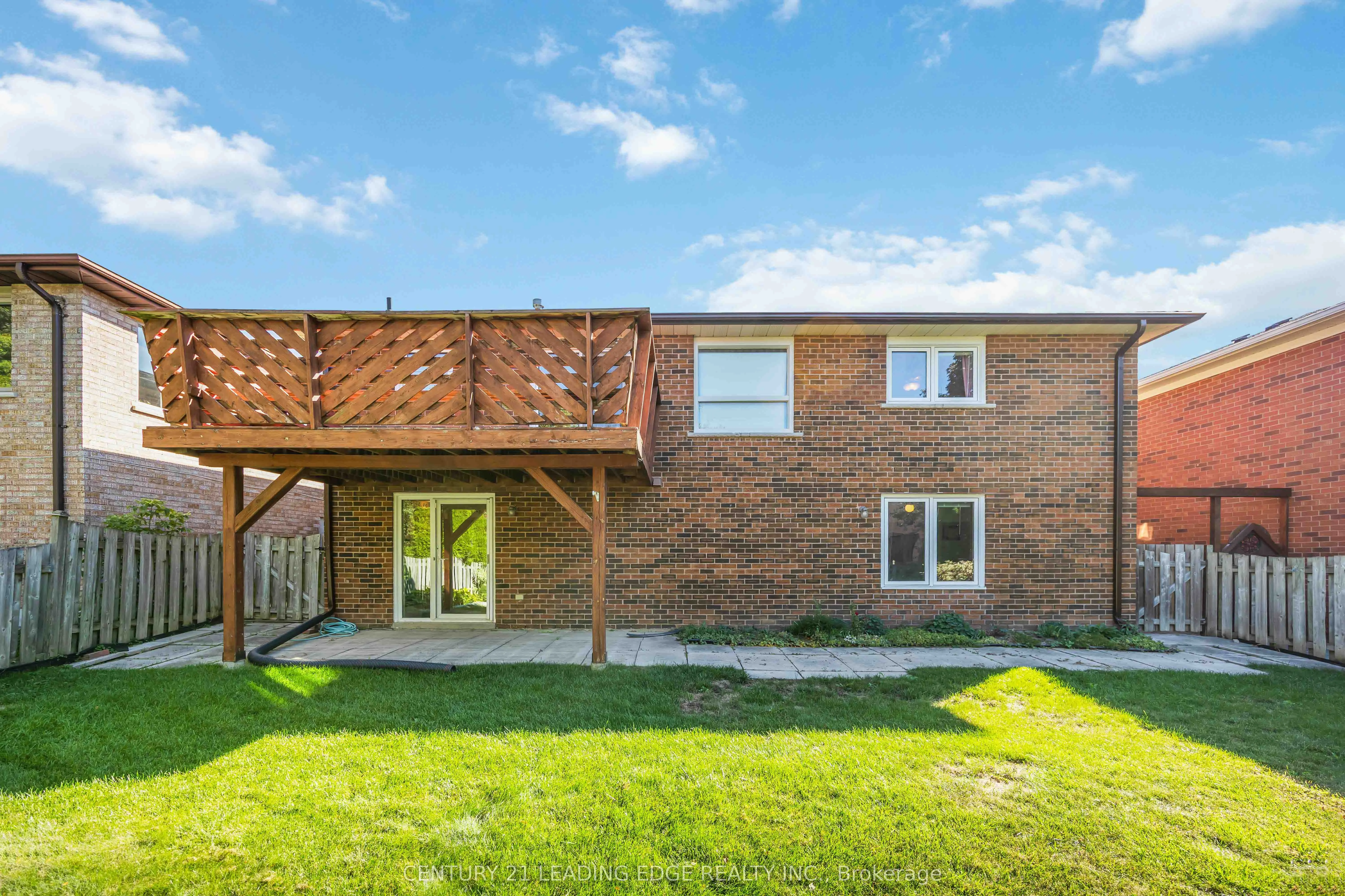52 ASPEN Crescent