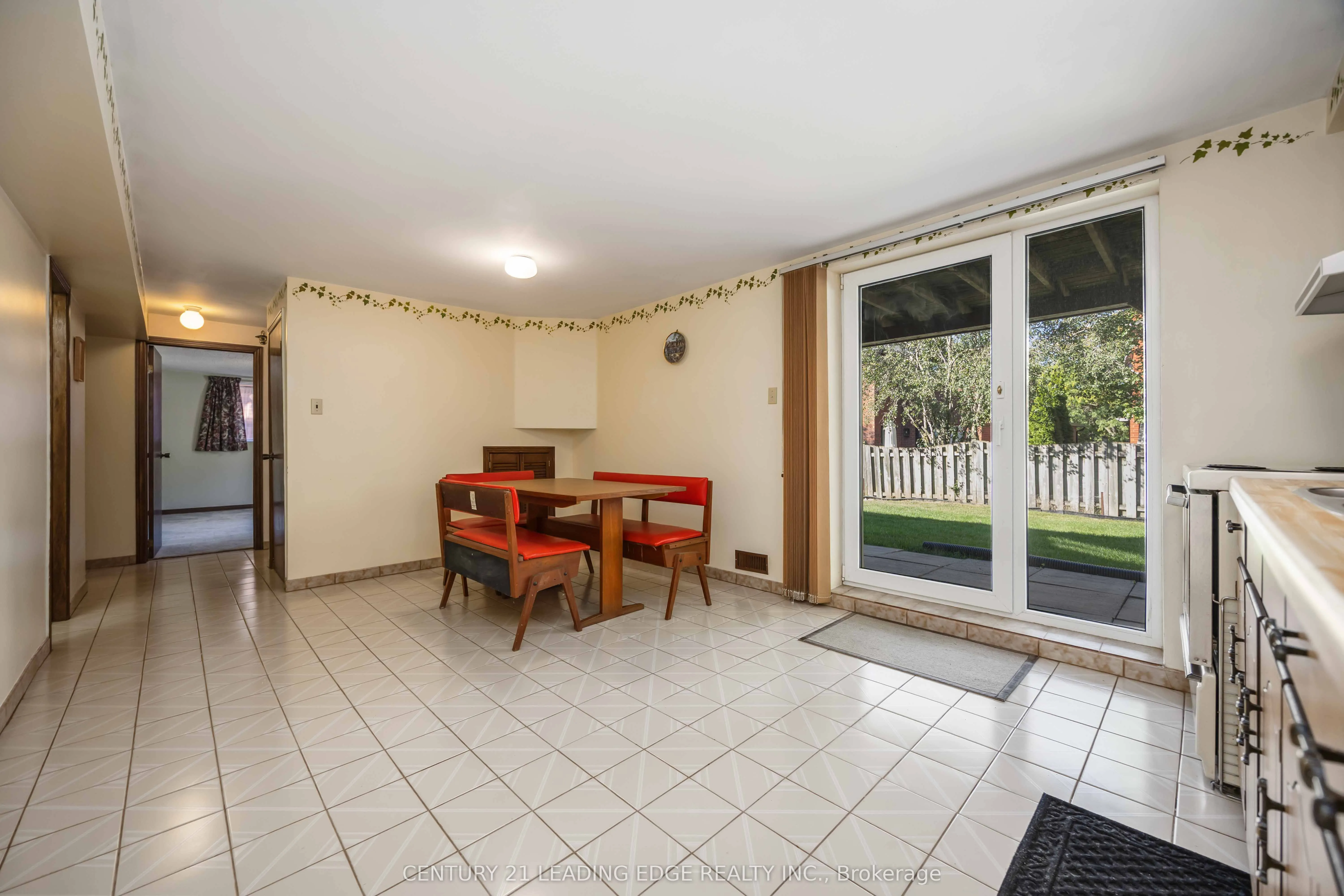 52 ASPEN Crescent