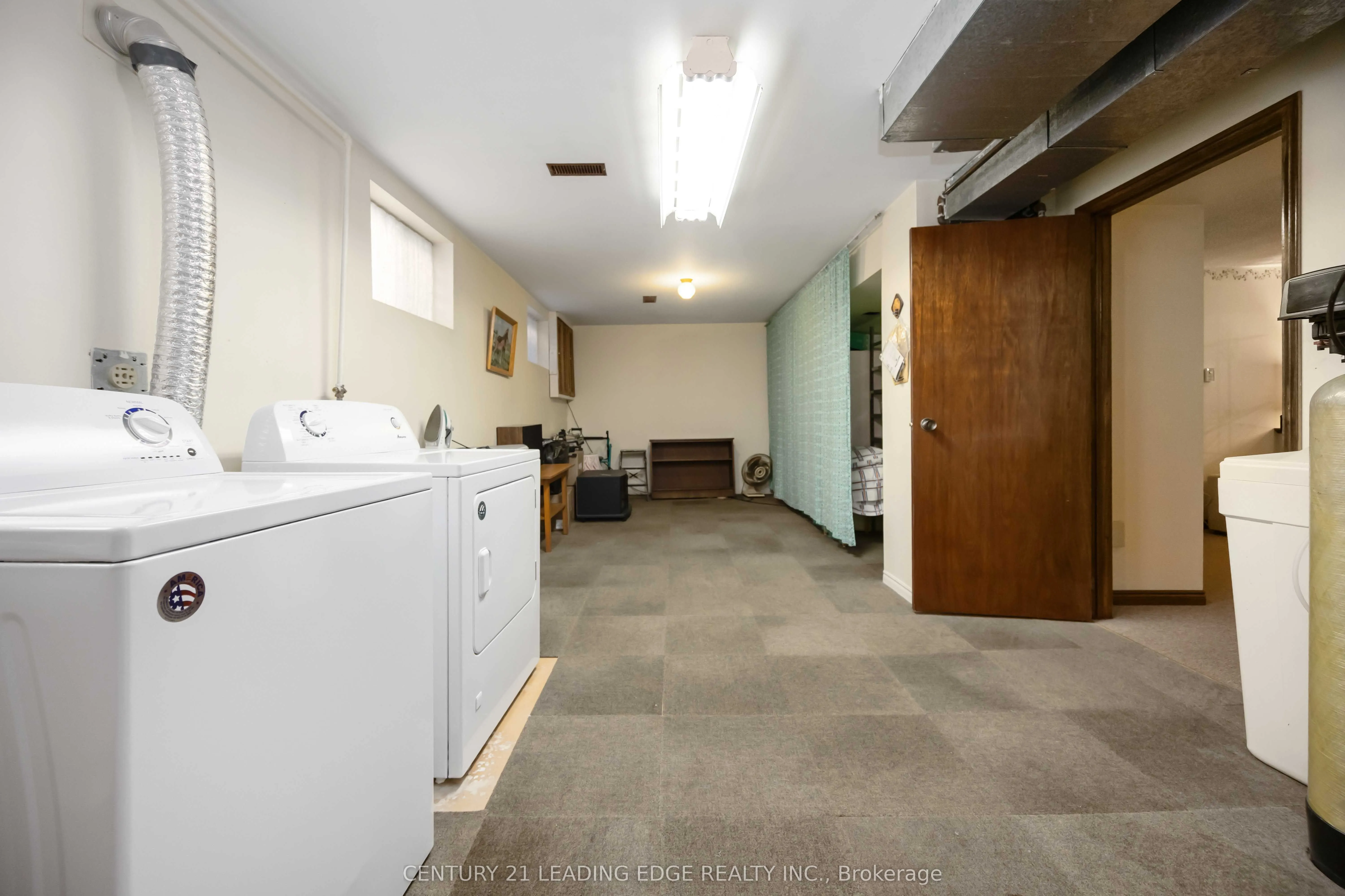 52 ASPEN Crescent