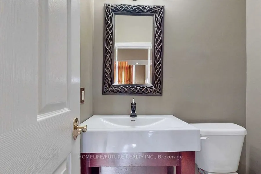 75 Silver Rose Court