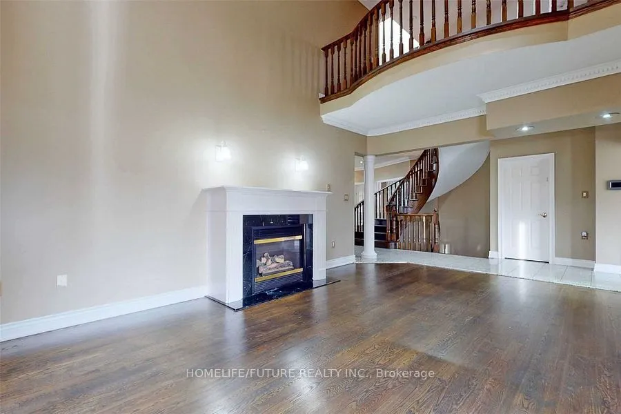 75 Silver Rose Court