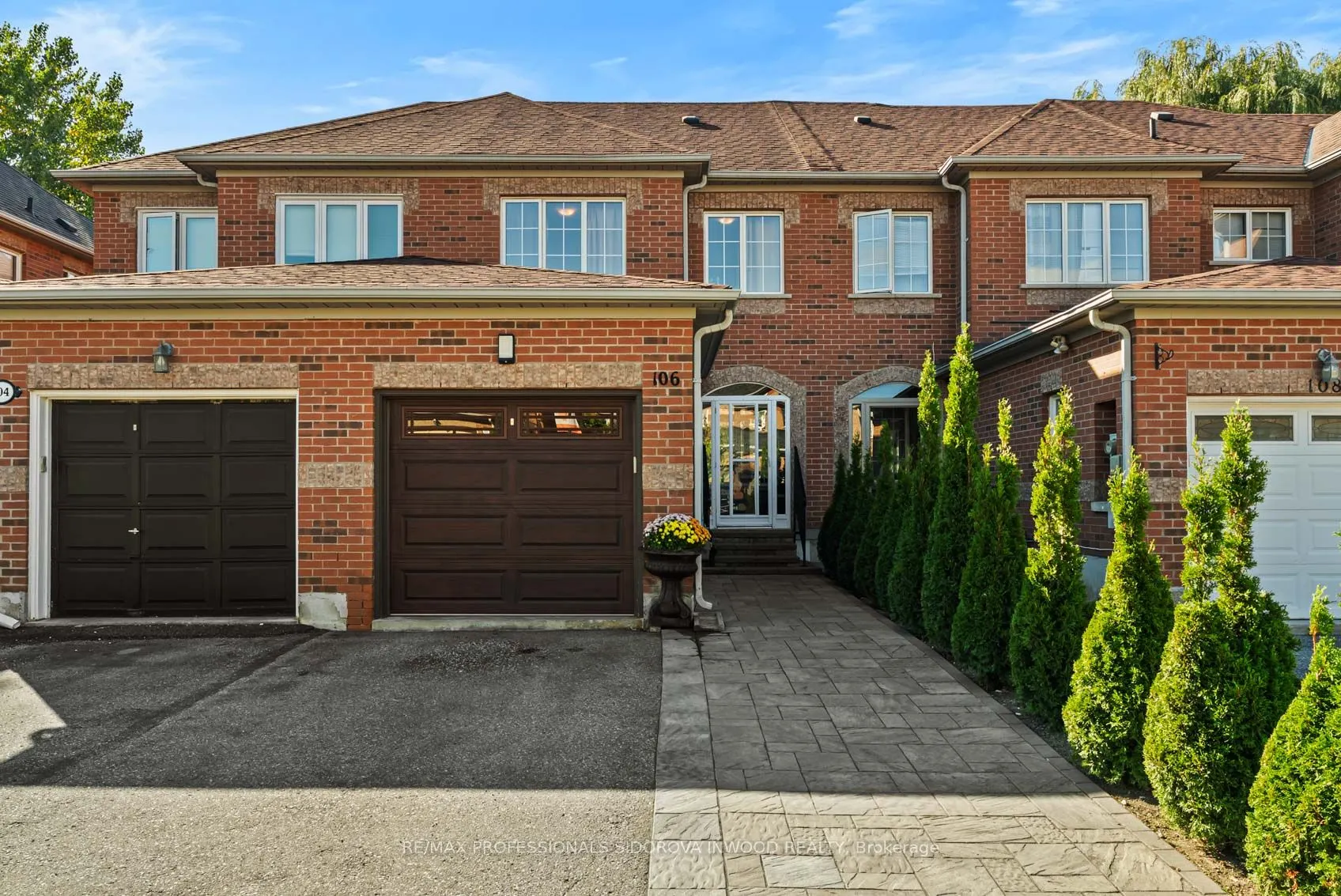 106 Lucena Crescent