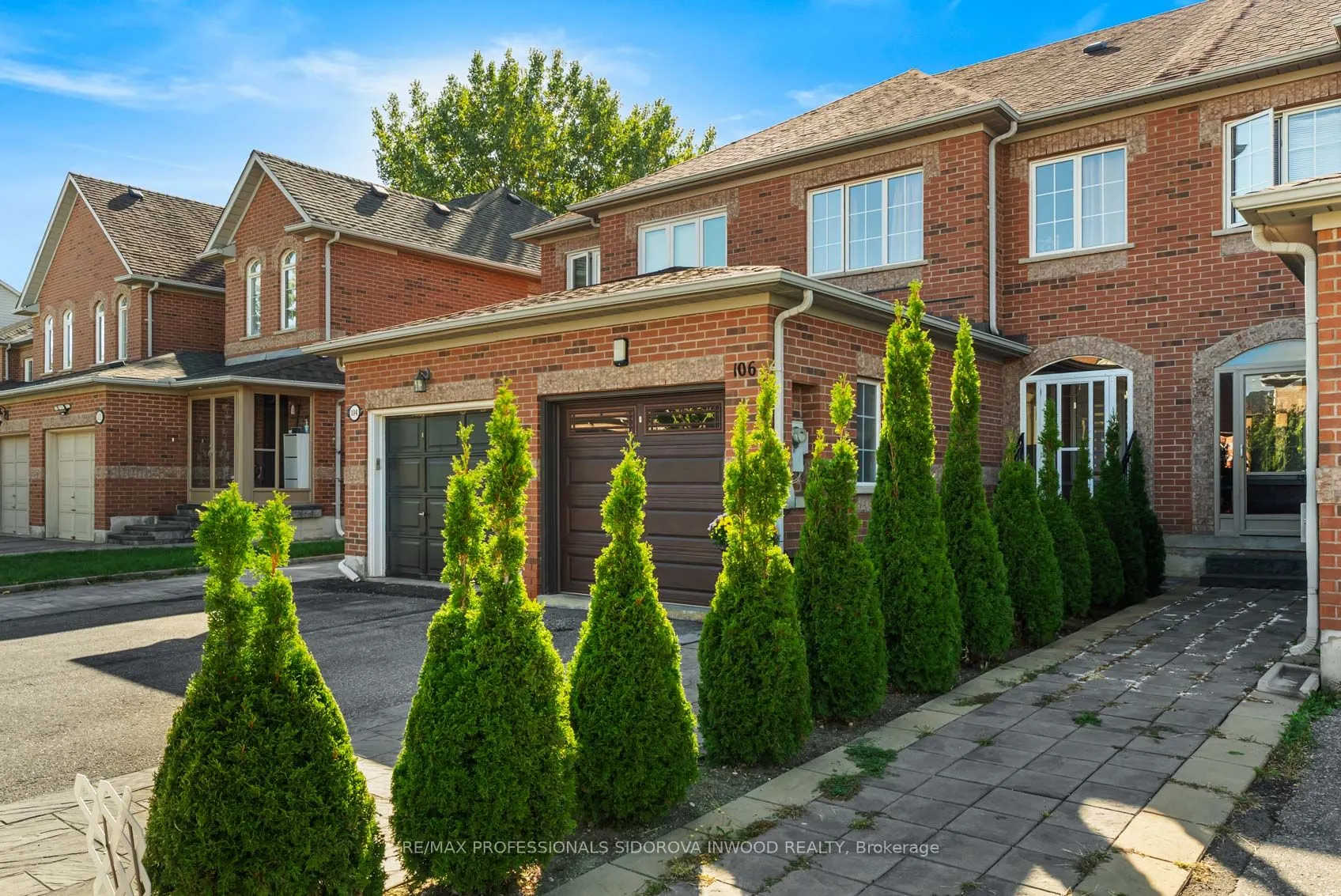 106 Lucena Crescent