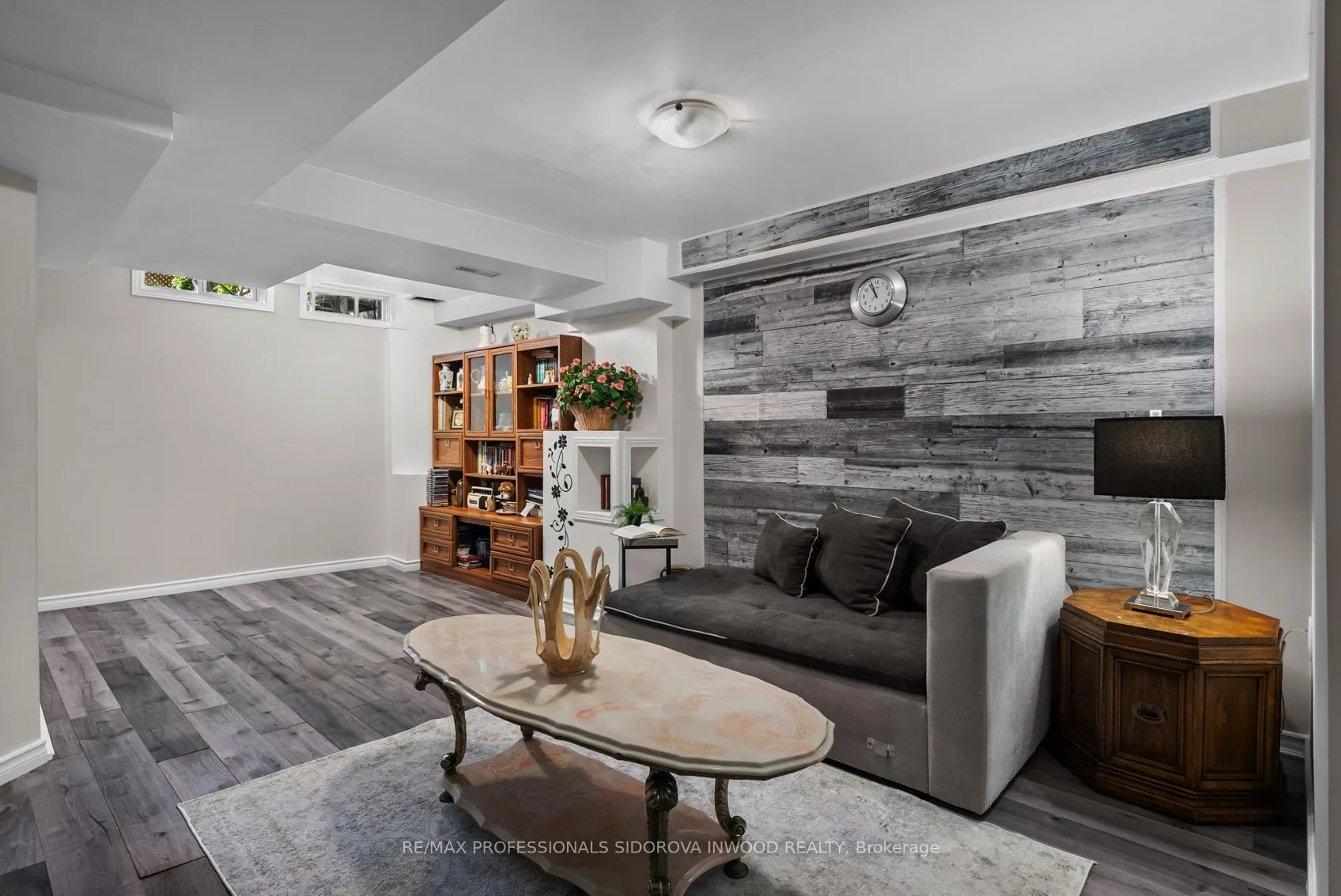106 Lucena Crescent