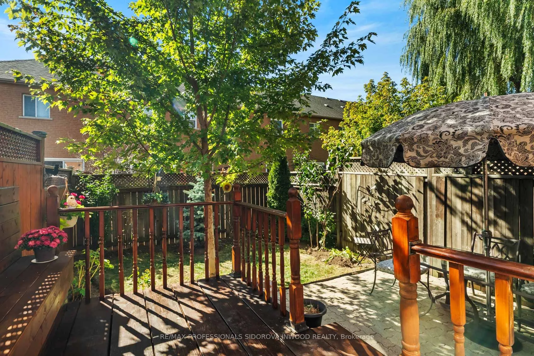 106 Lucena Crescent