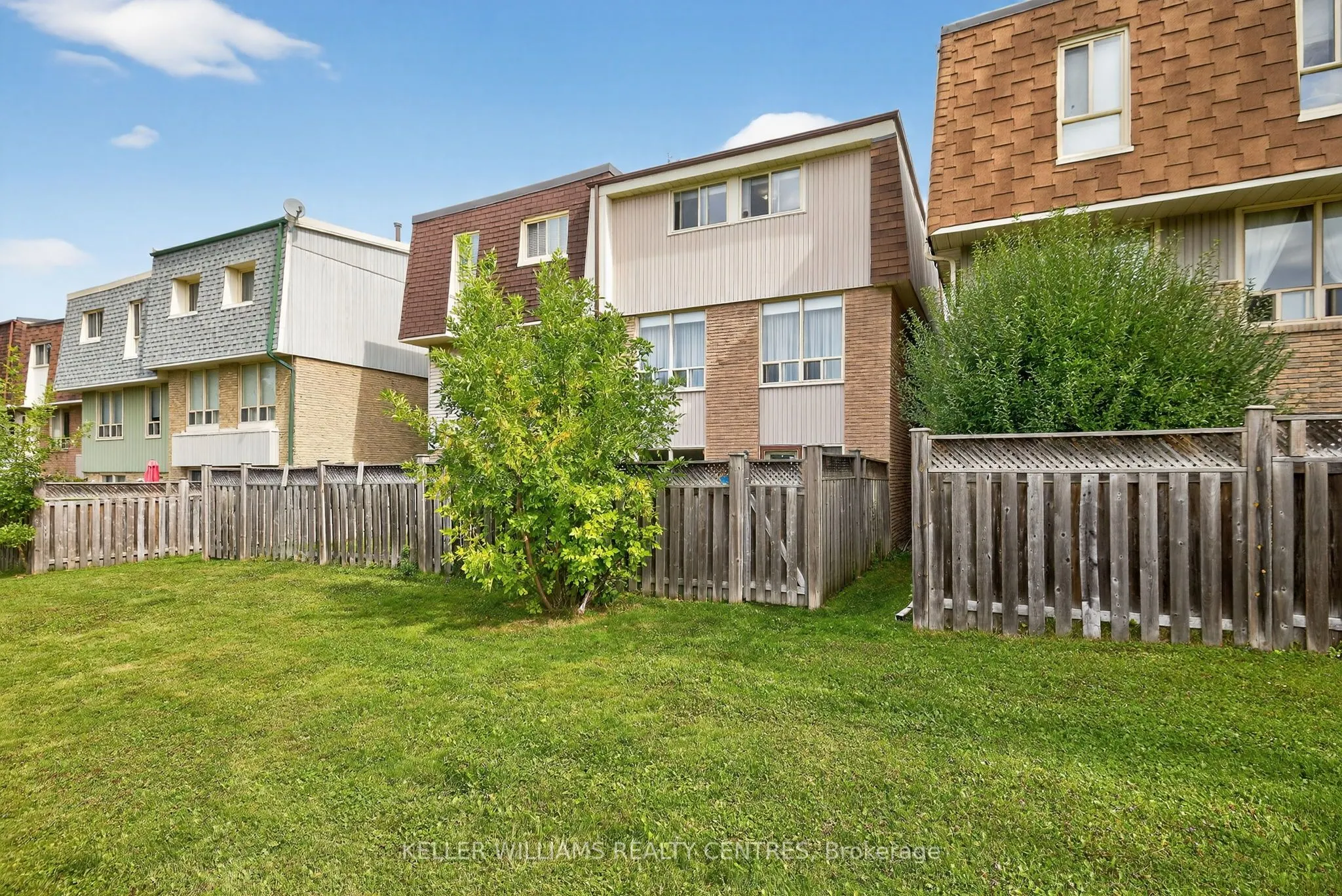 100 Poplar Crescent, #74