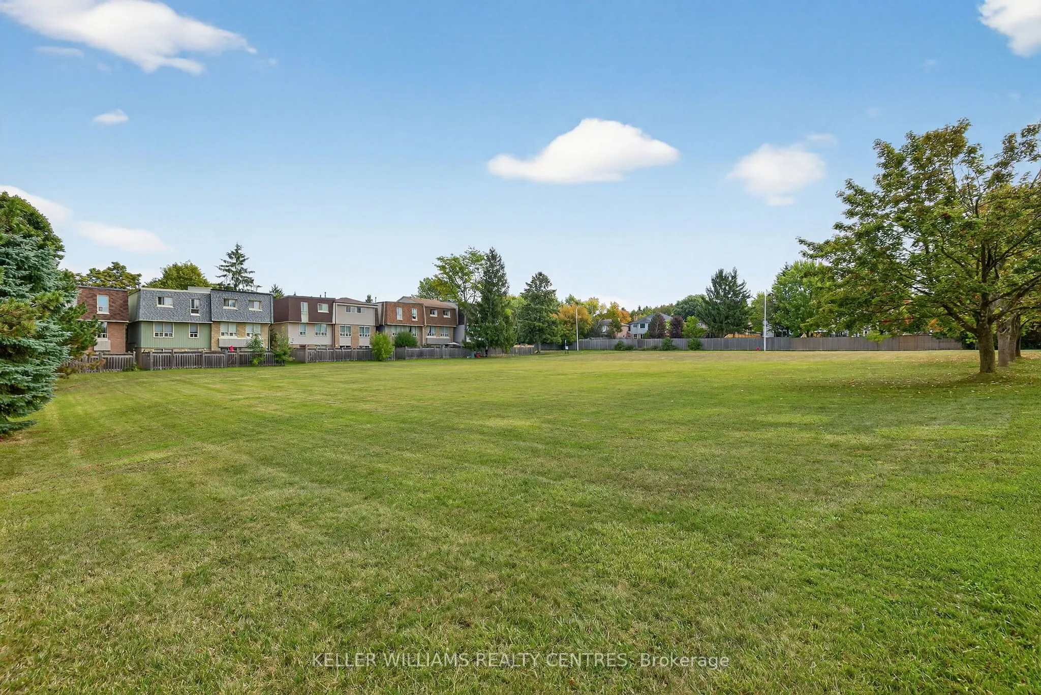 100 Poplar Crescent, #74