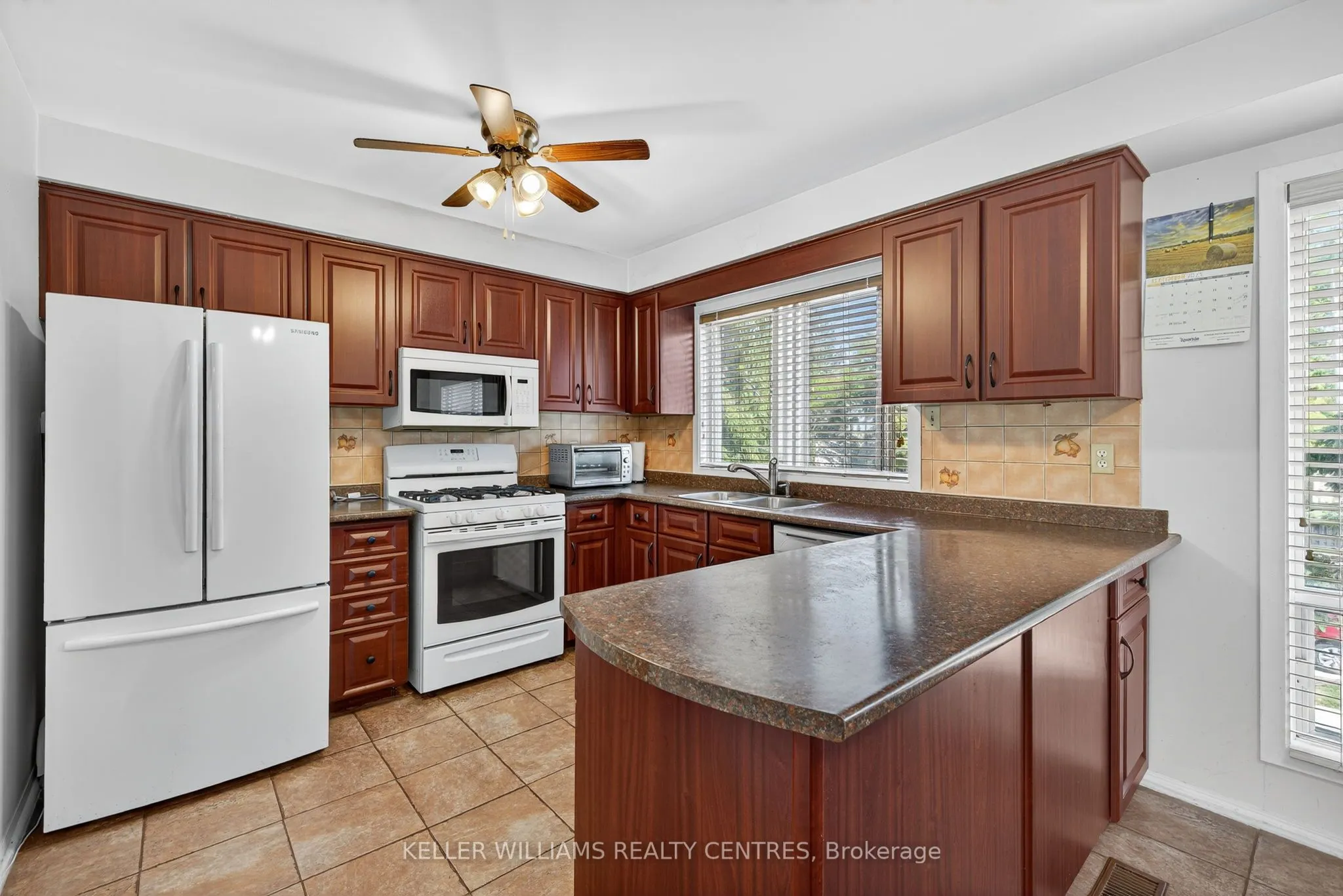 100 Poplar Crescent, #74