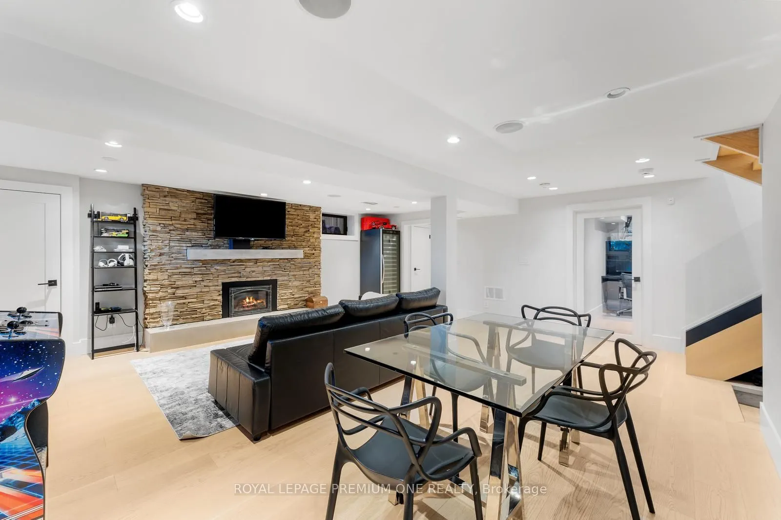 49 Norman Drive