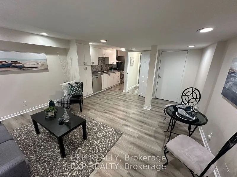 4 Forrestwood Crescent