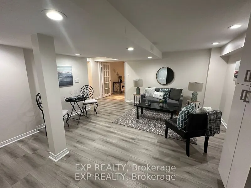 4 Forrestwood Crescent