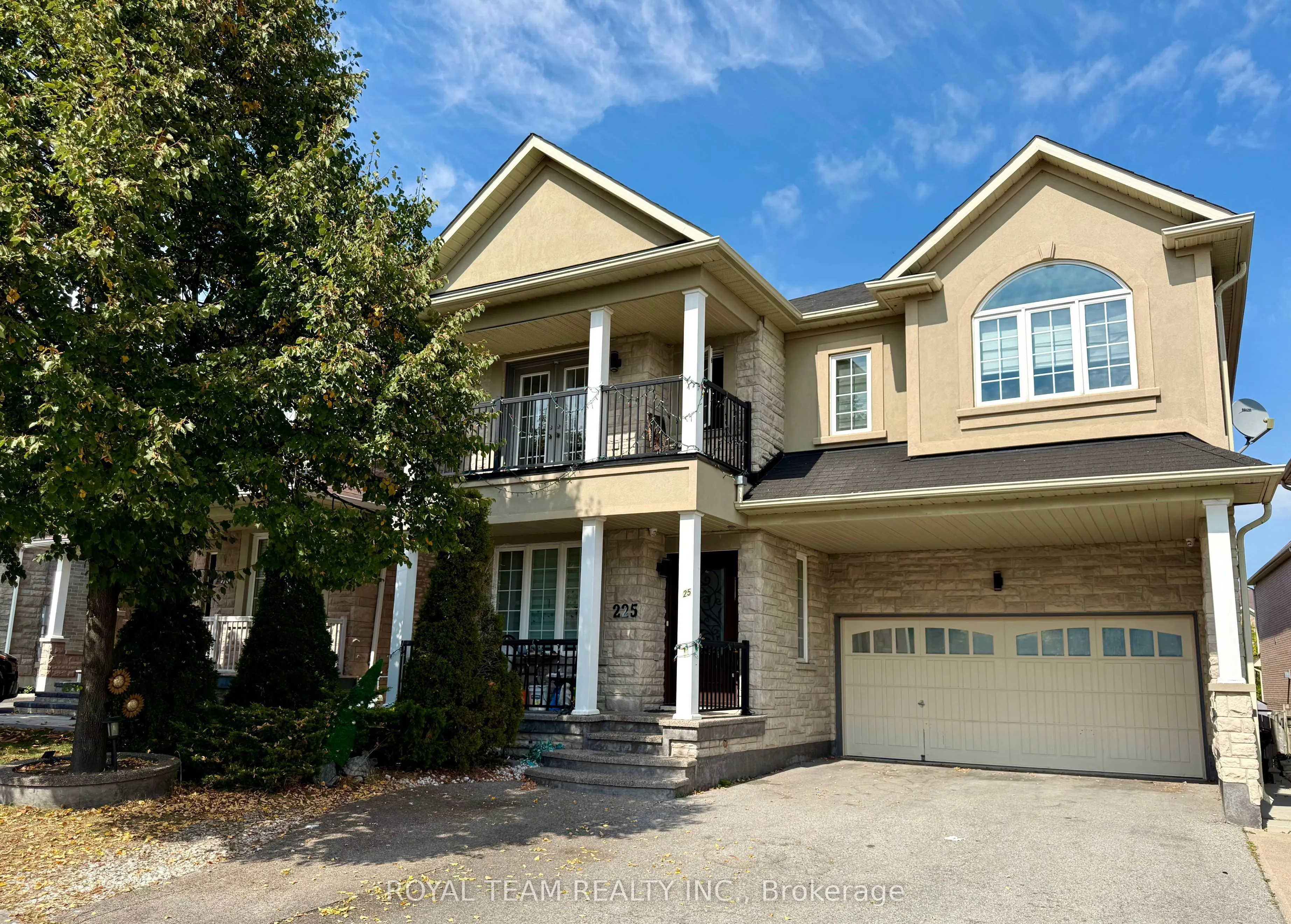225 Woodspring Avenue