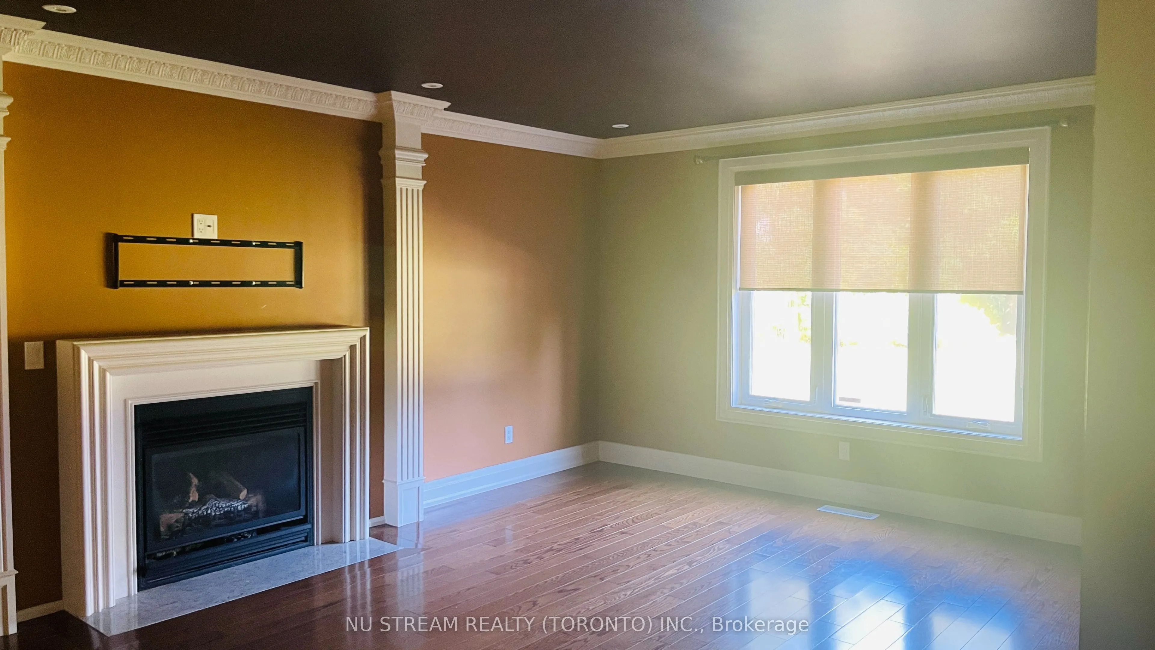4 Willow Creek Drive