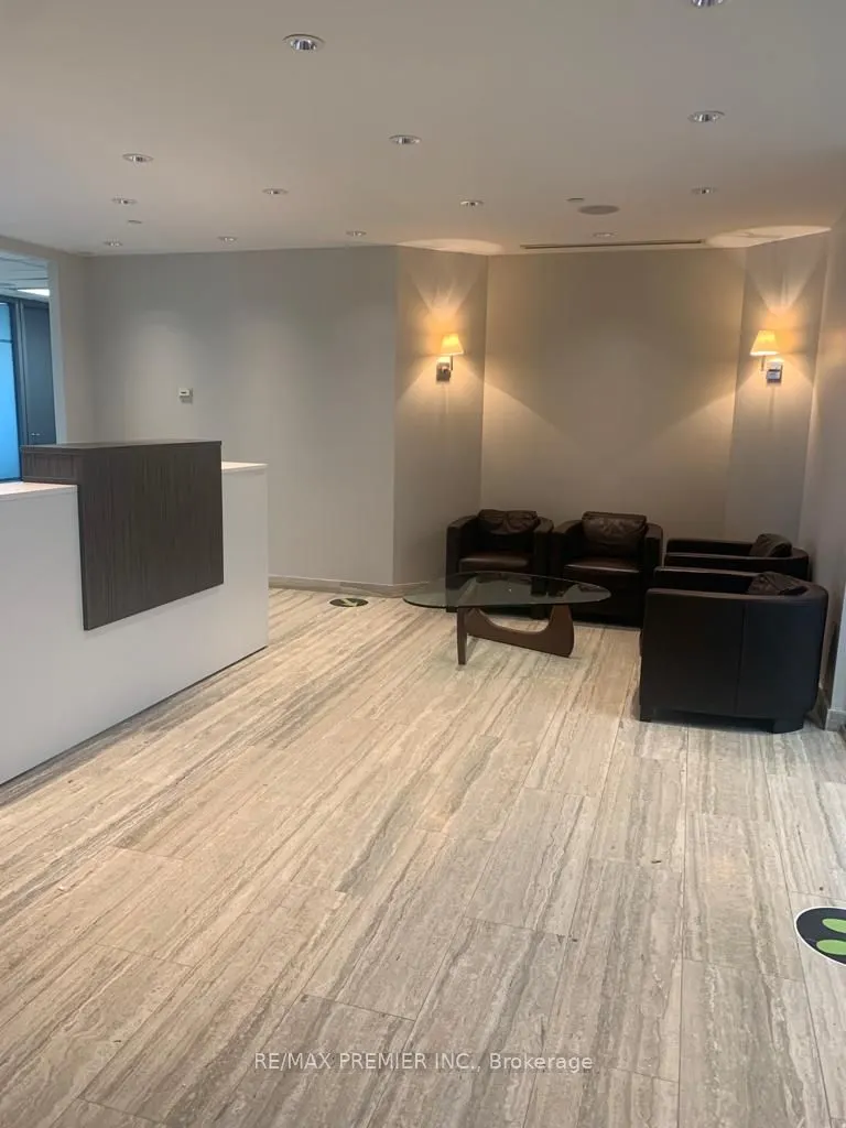 3300 Highway 7 Drive W, #600-34