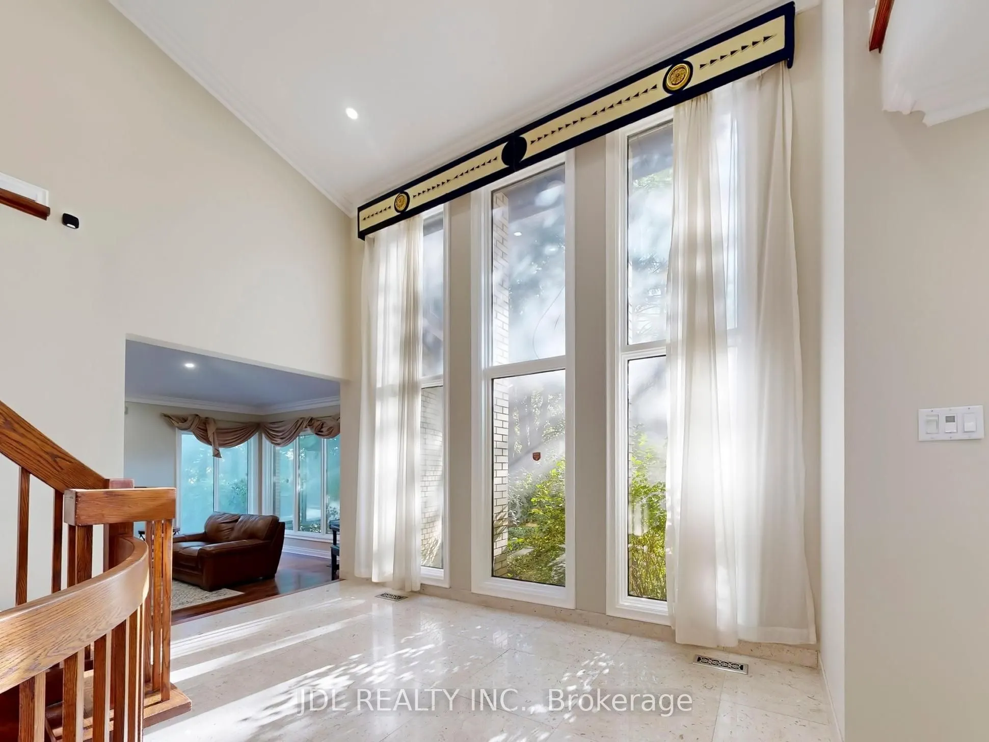 11 Moodie Drive