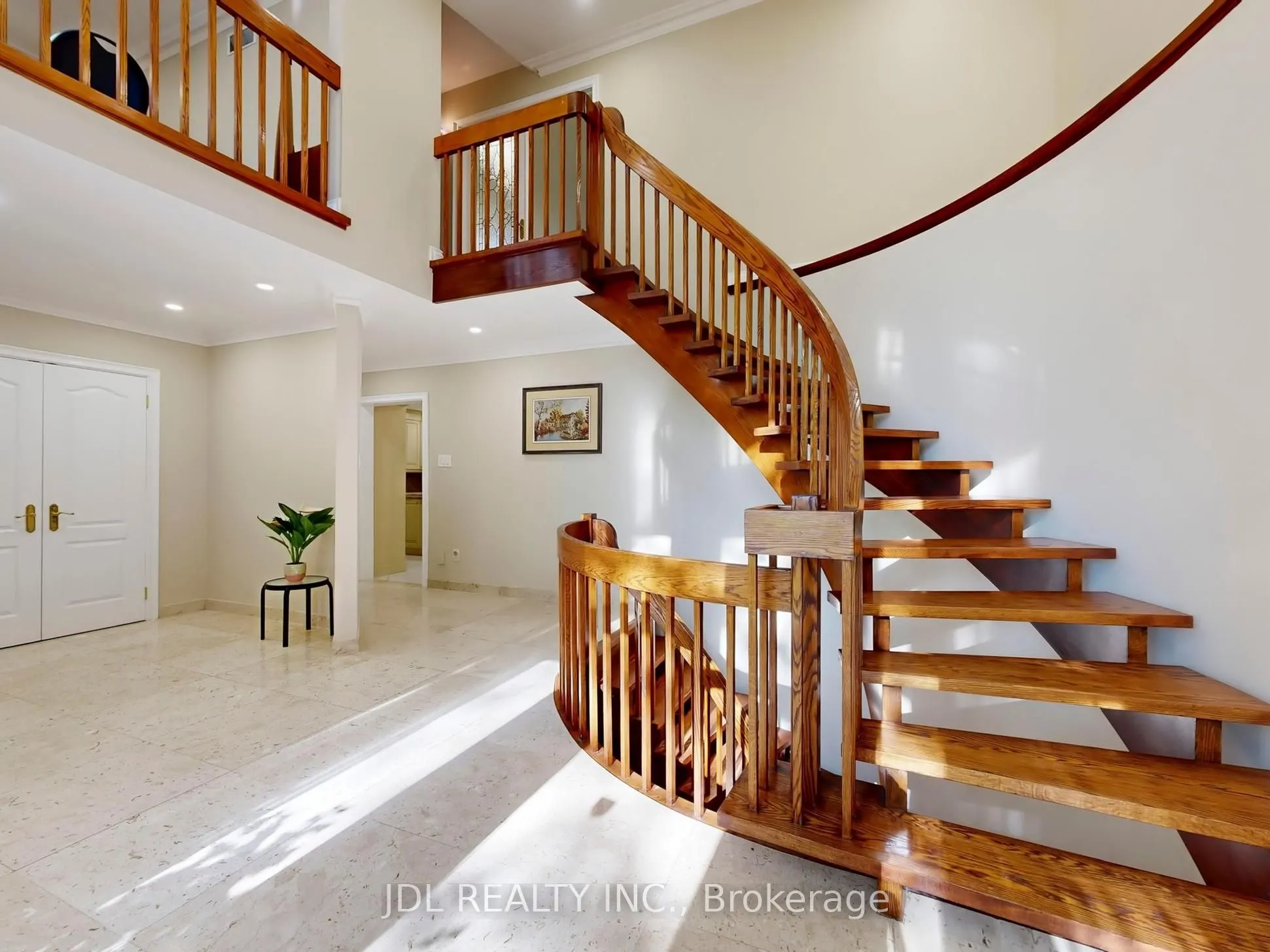 11 Moodie Drive