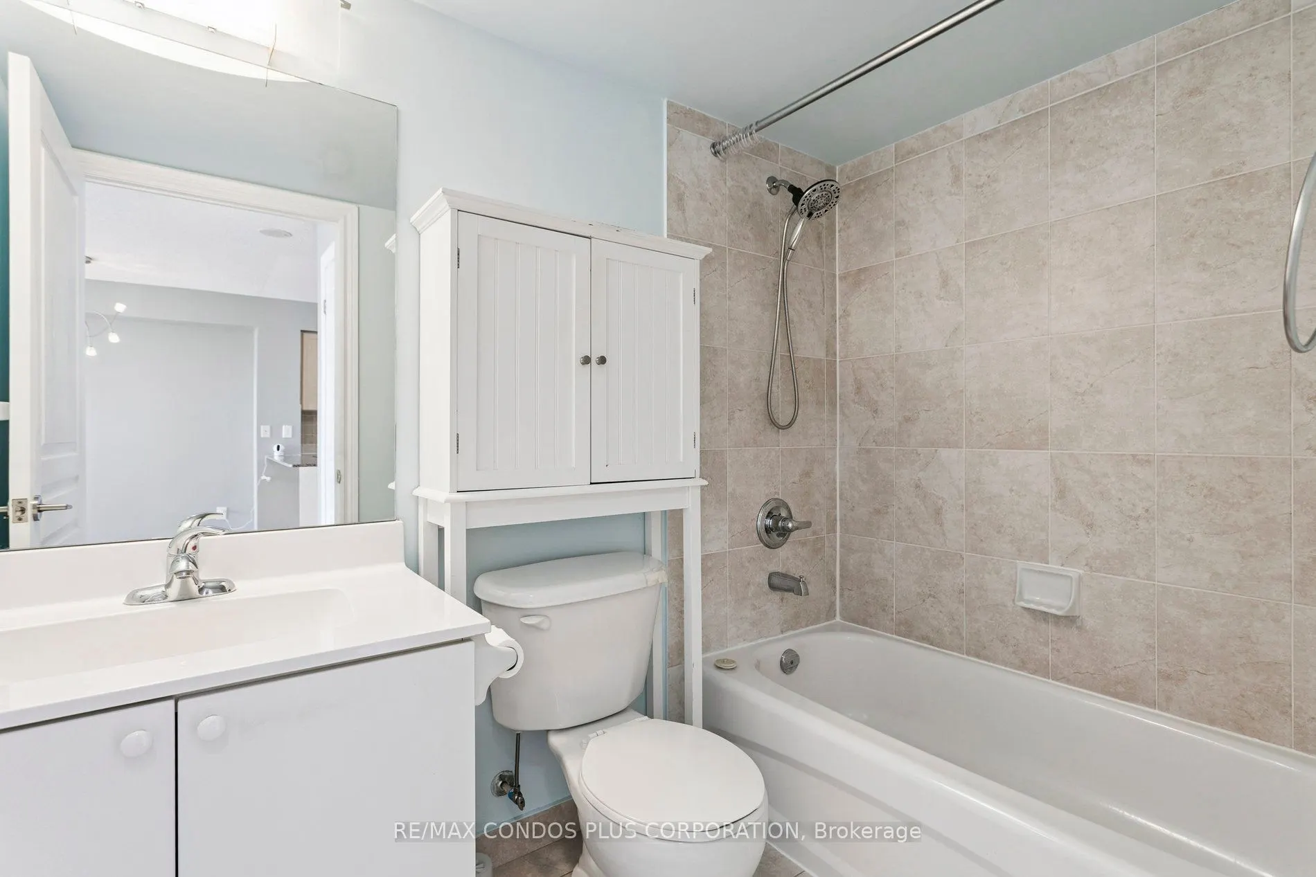 7 North Park Road, #1202
