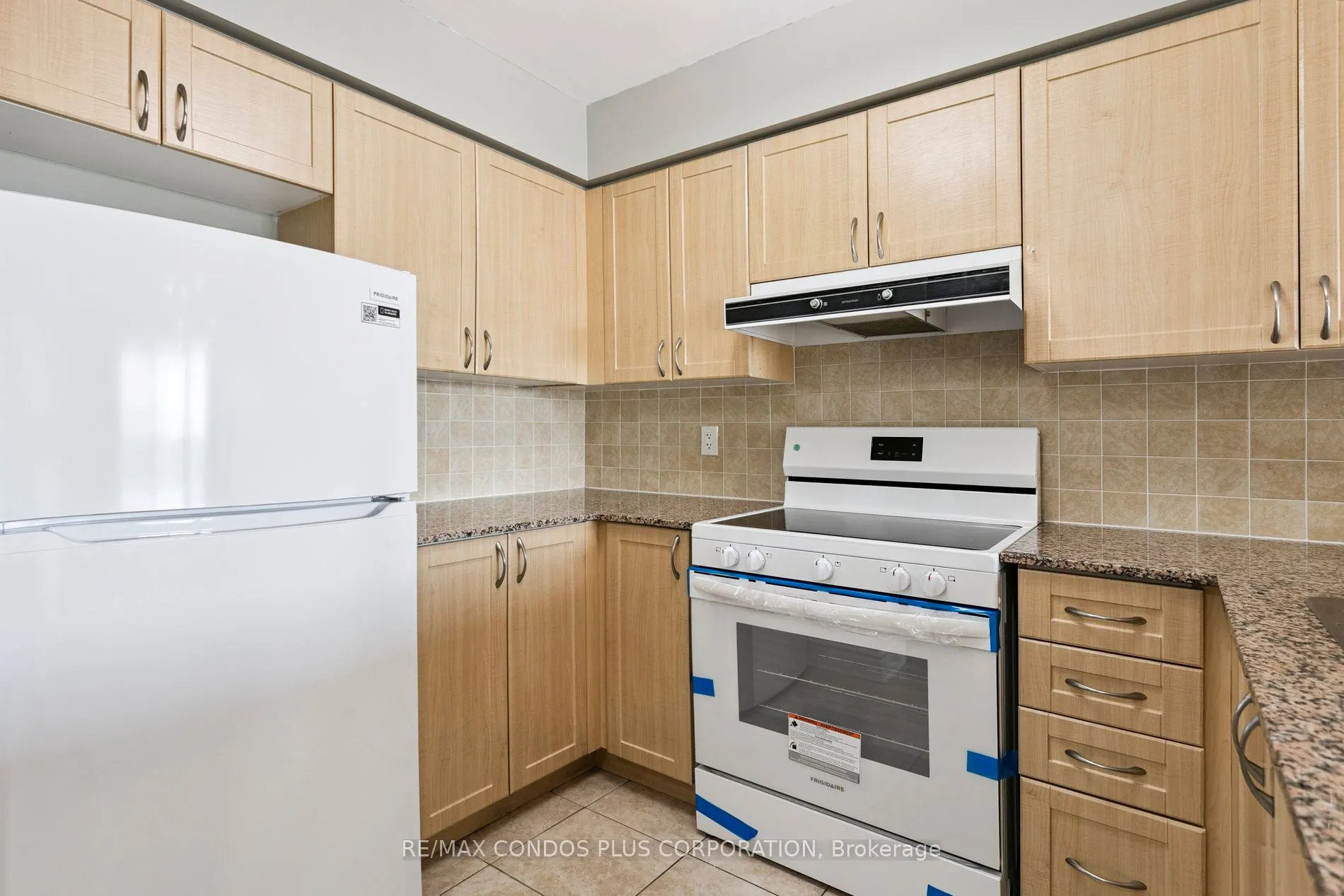 7 North Park Road, #1202