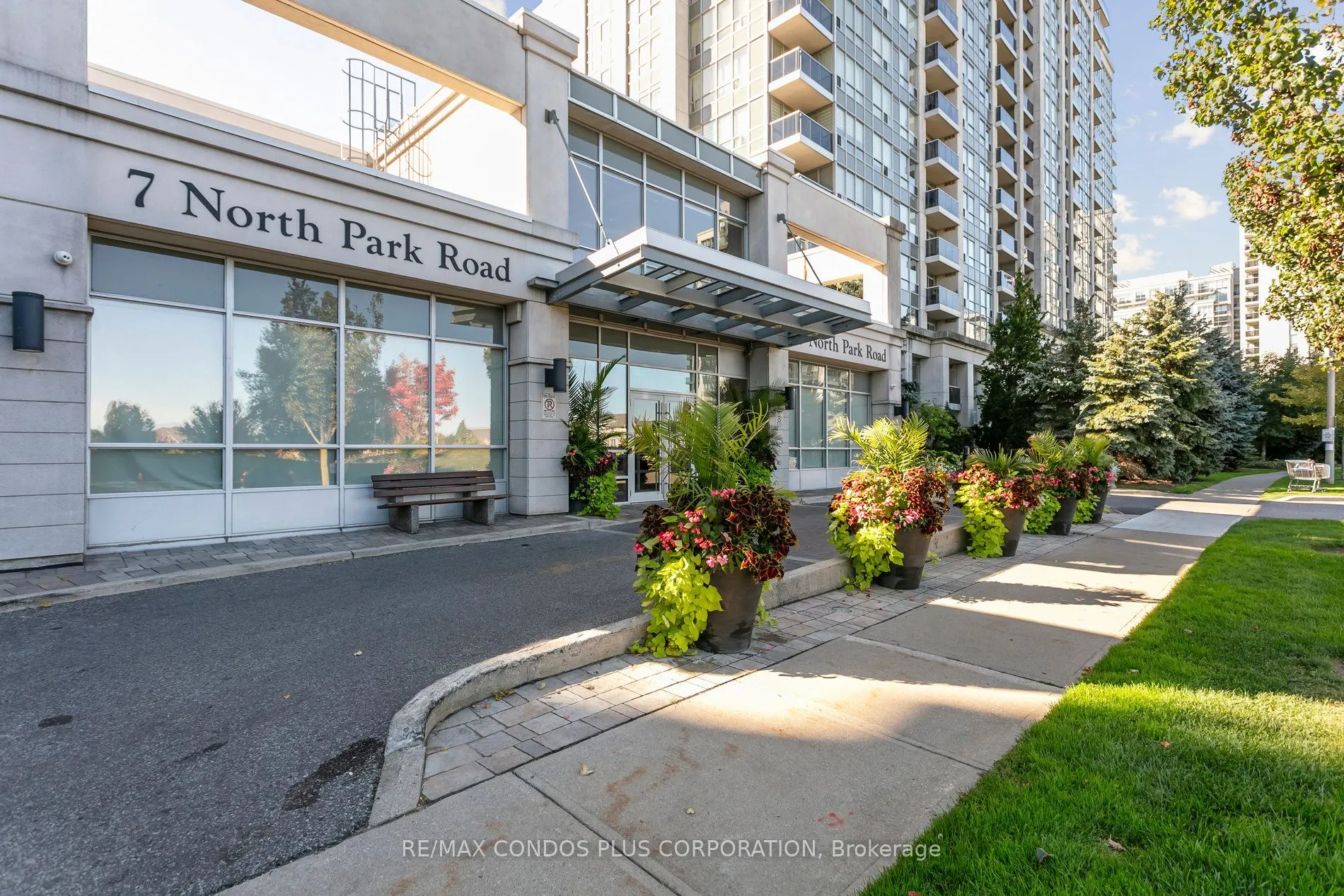 7 North Park Road, #1202