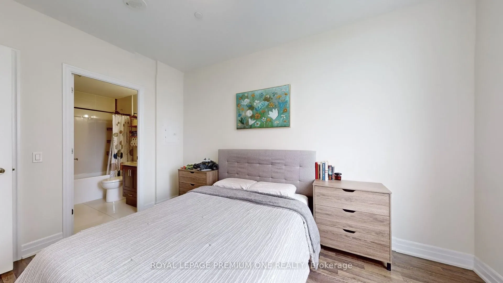 9085 Jane Street, #1012