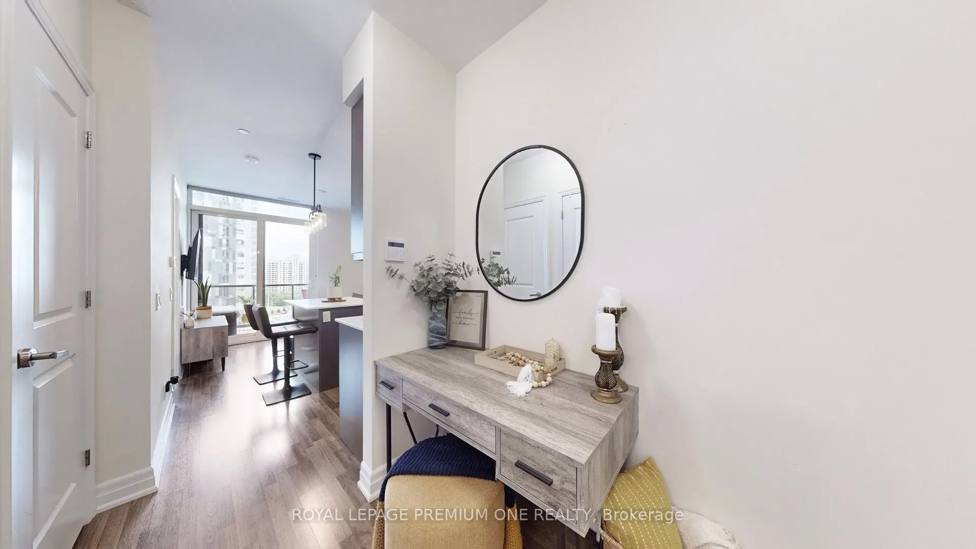 9085 Jane Street, #1012