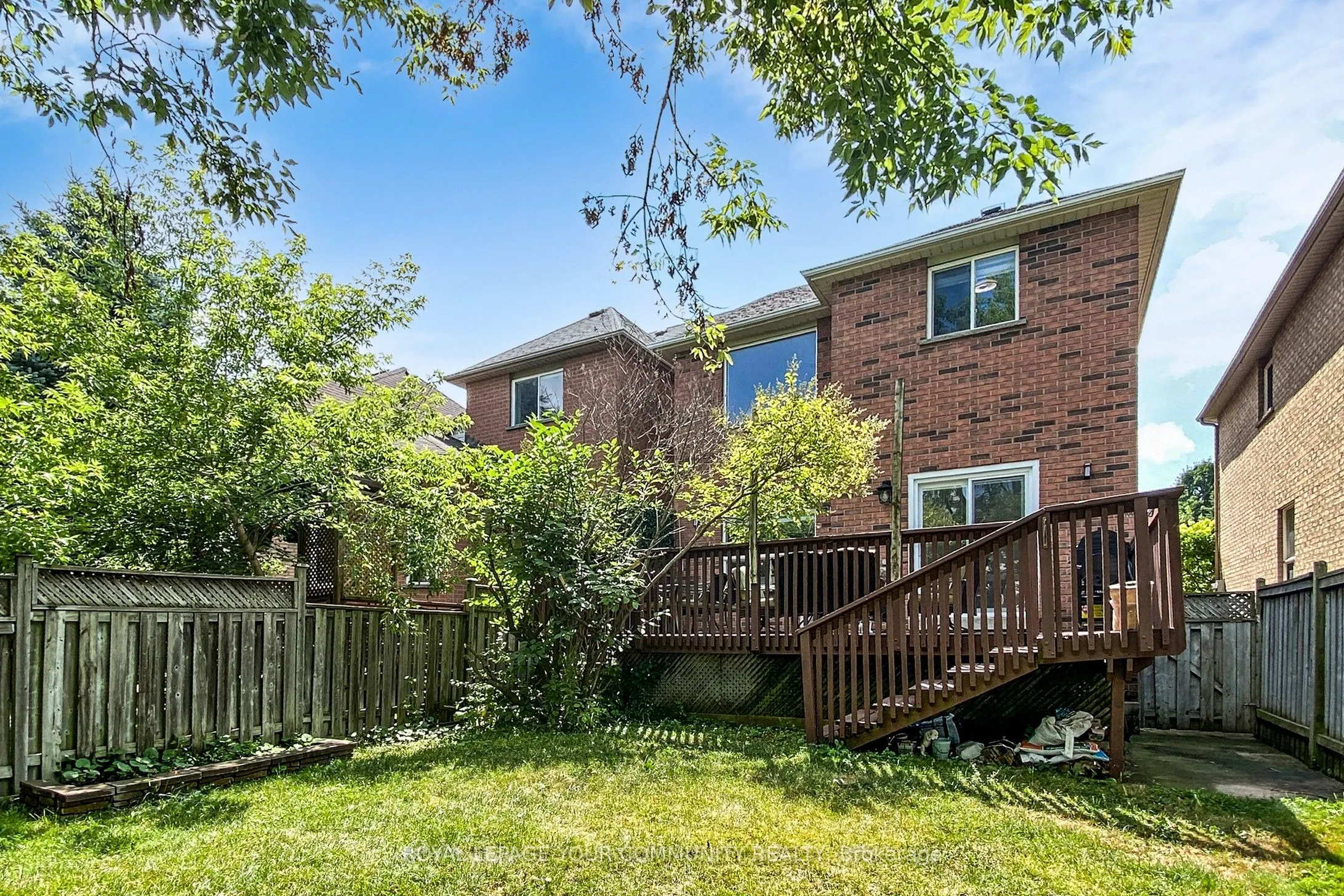 54 English Oak Drive