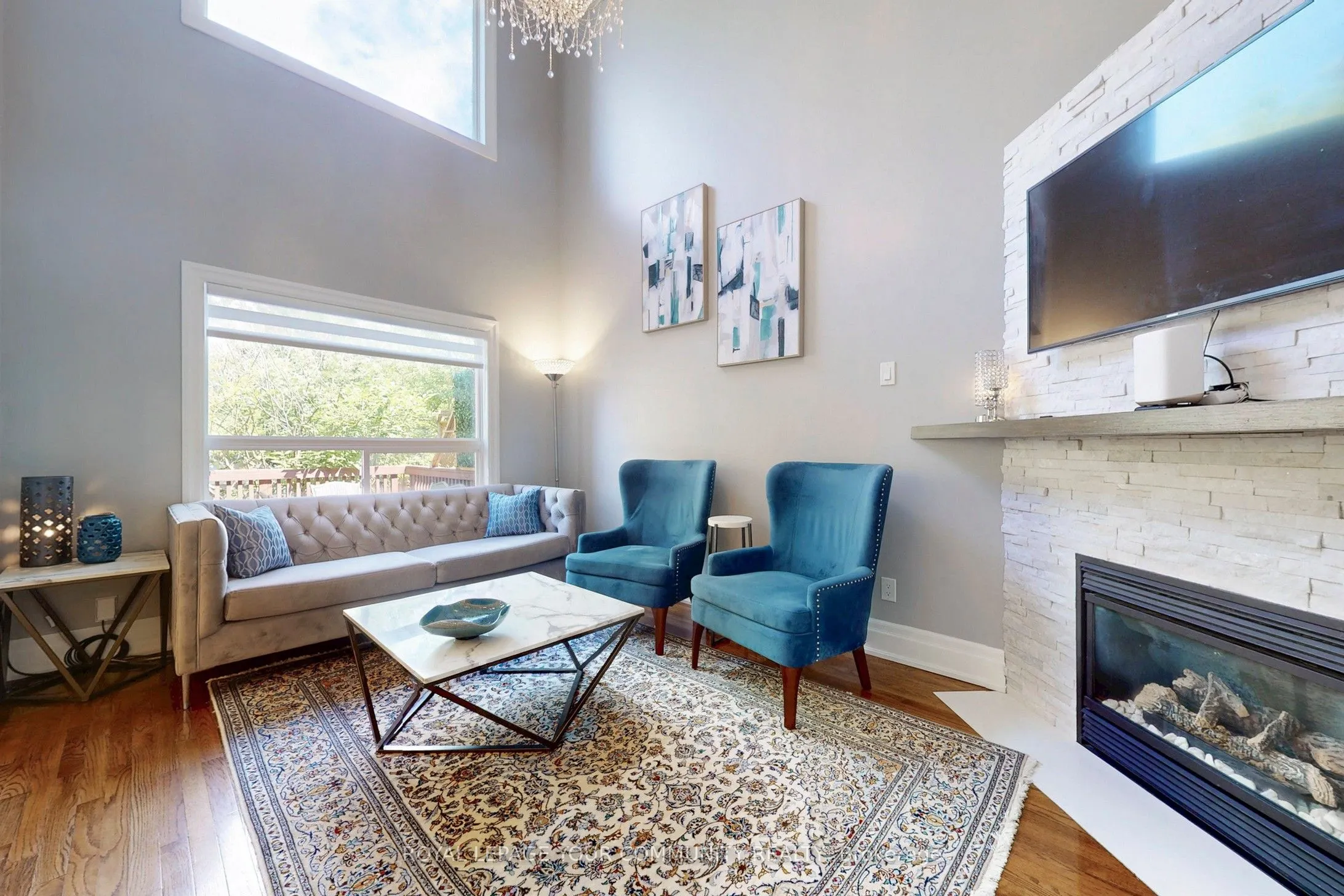 54 English Oak Drive