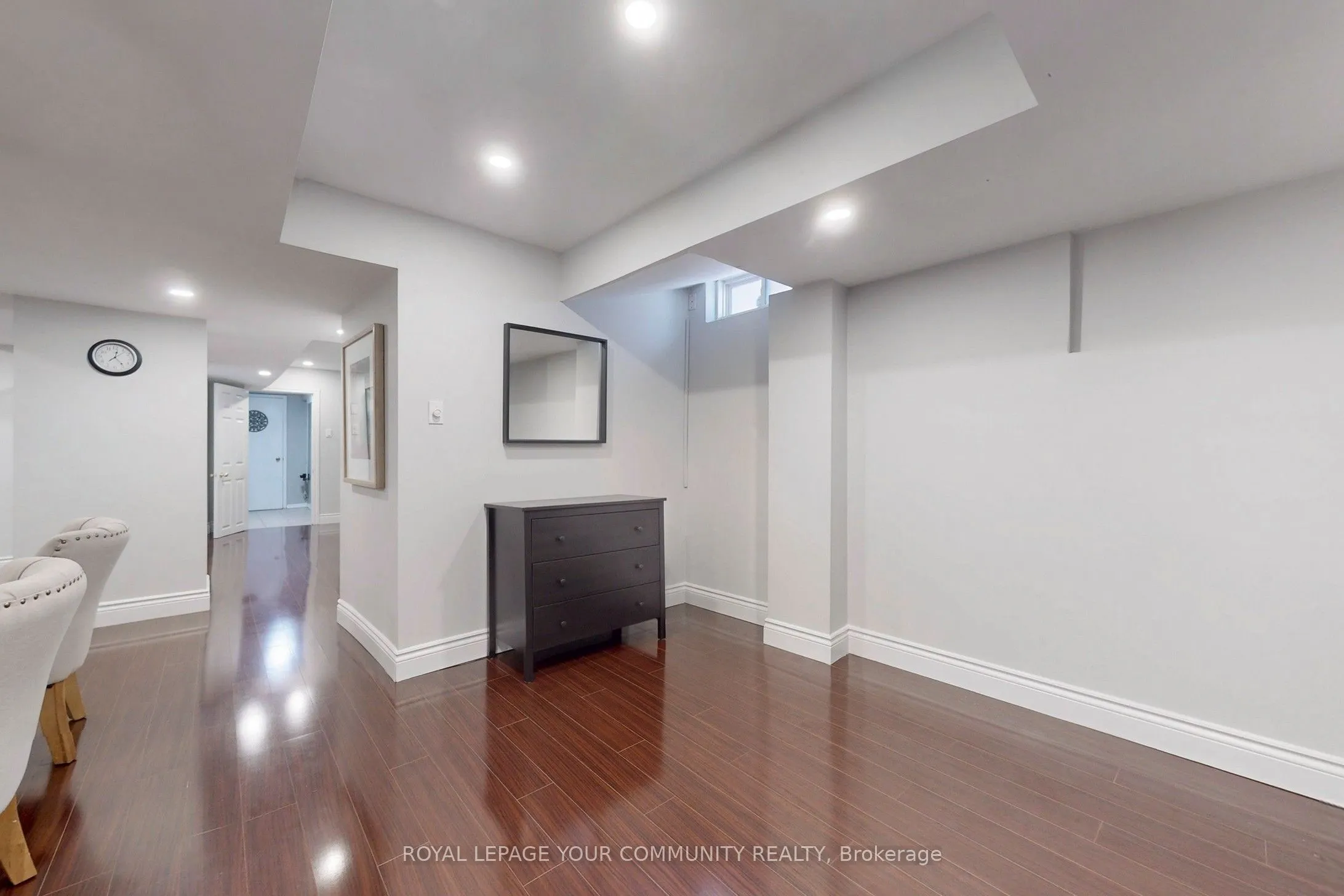 54 English Oak Drive